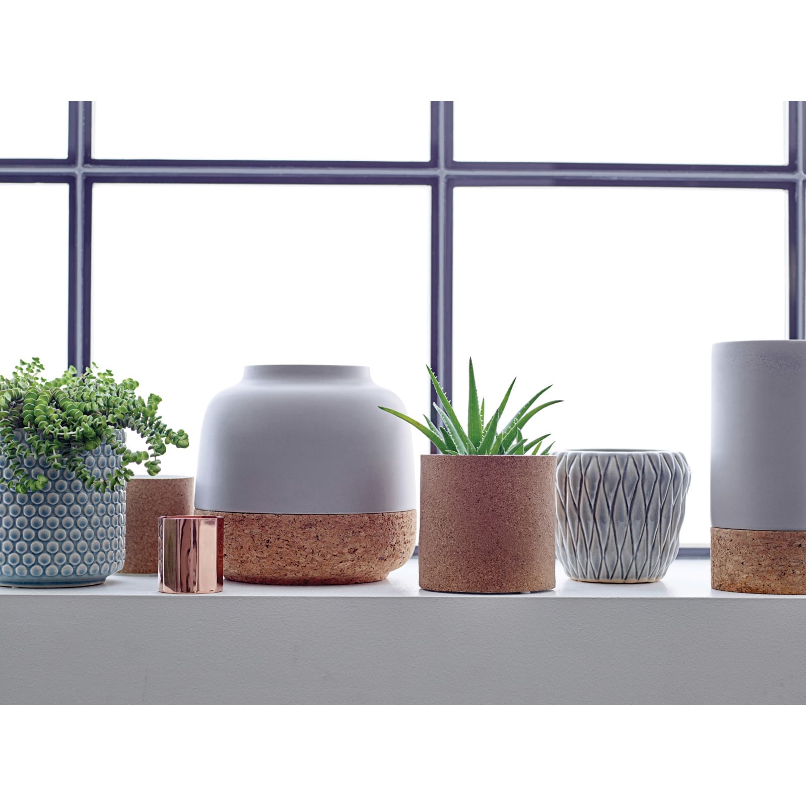 Hello Honey® Round Polka Dot Stoneware Flower Pot