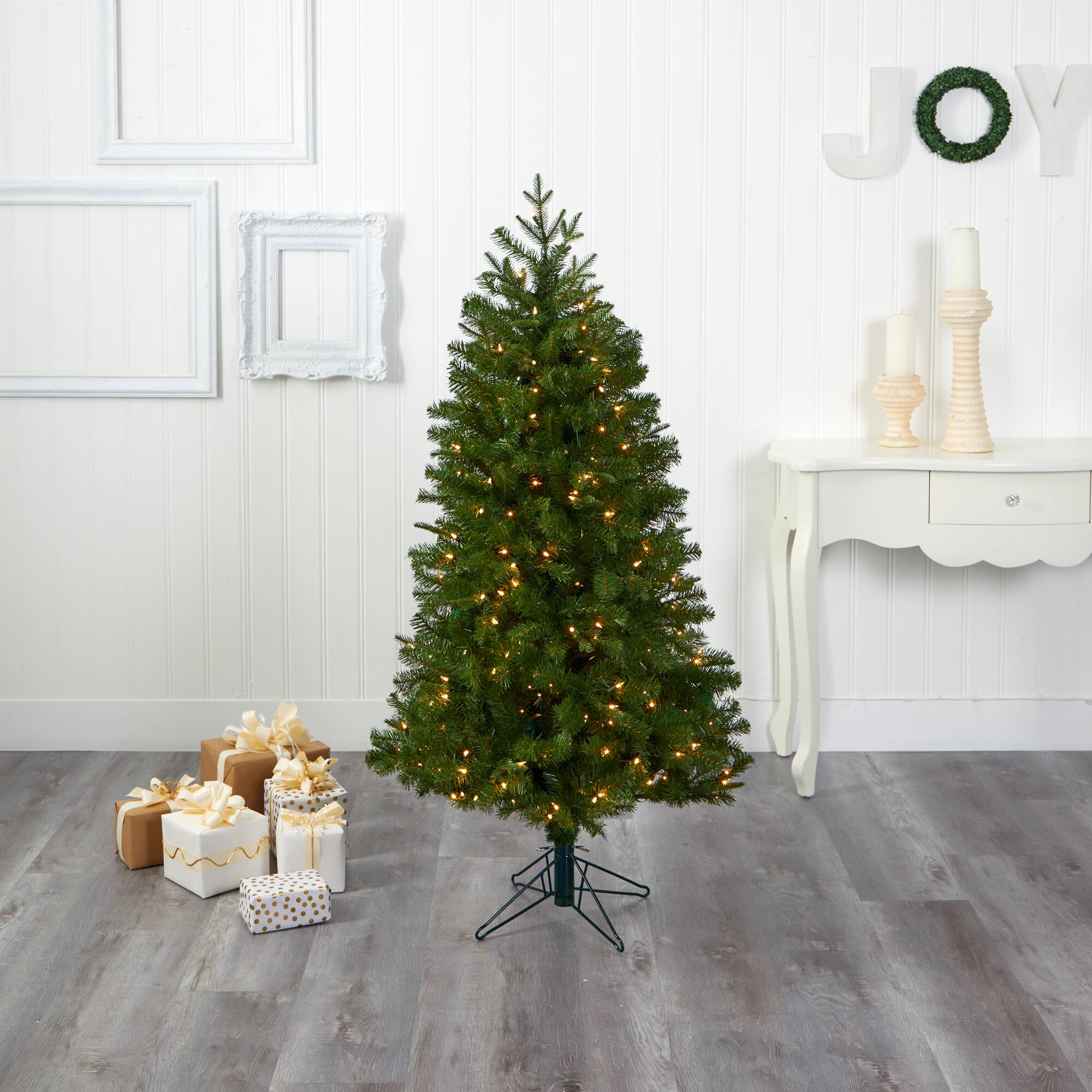 5ft. Pre-Lit Vancouver Spruce Artificial Christmas Tree, Warm White LED Lights