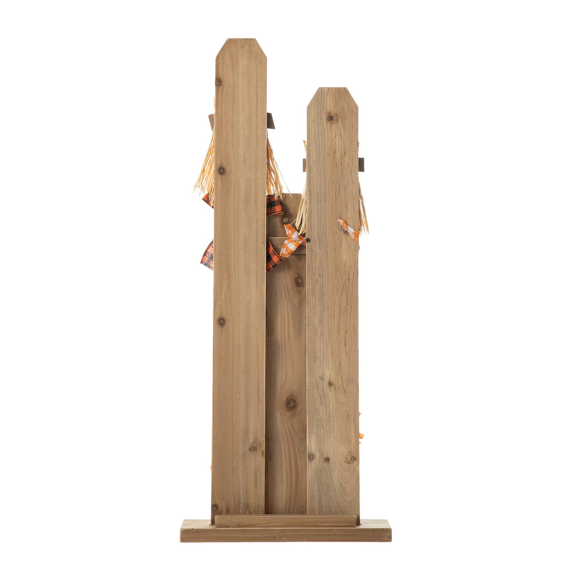 Glitzhome® 36.25" Wooden Scarecrow Family Porch Décor with Lighted Wreath & Timer