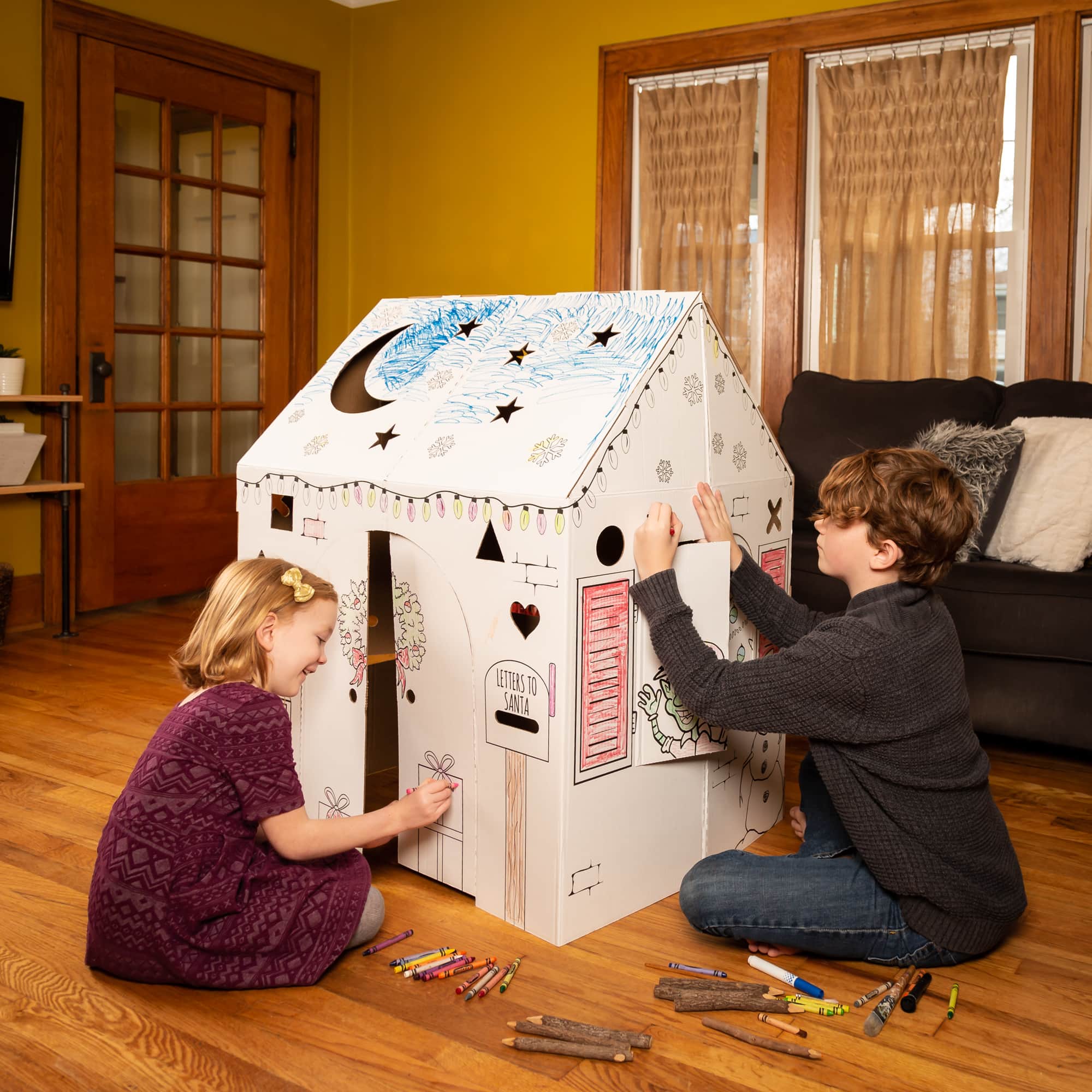 Easy Playhouse Holiday Cottage Cardboard Playhouse