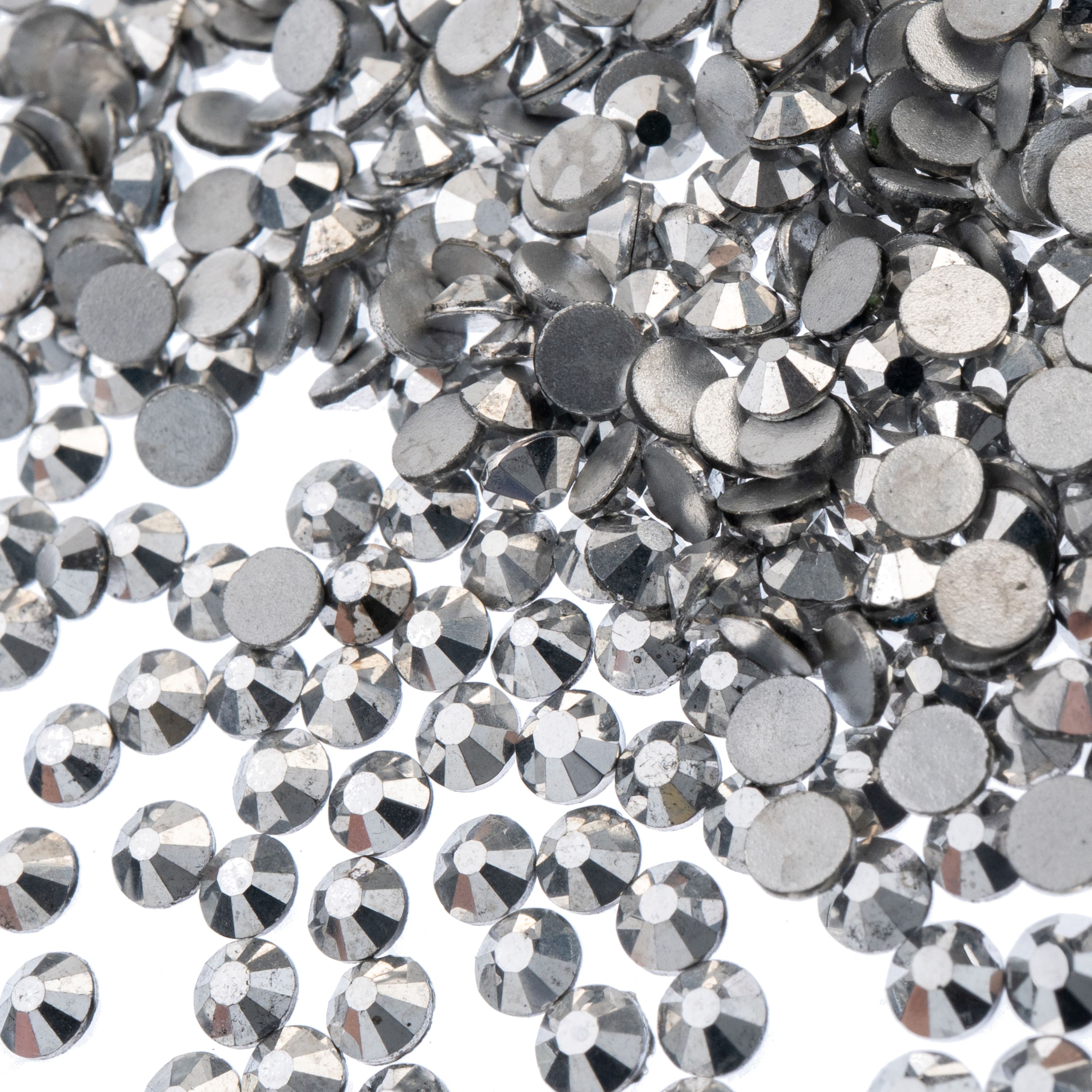 John Bead Crystal Lane SS16 Metallic Glass Round Flatback Rhinestones