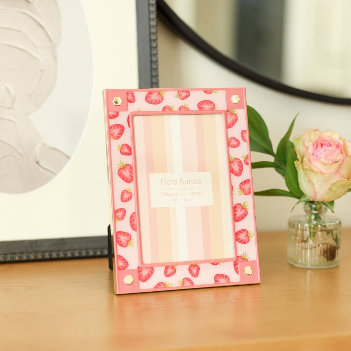 Flora Bunda 4" x 6" Strawberry Aluminum Picture Frame