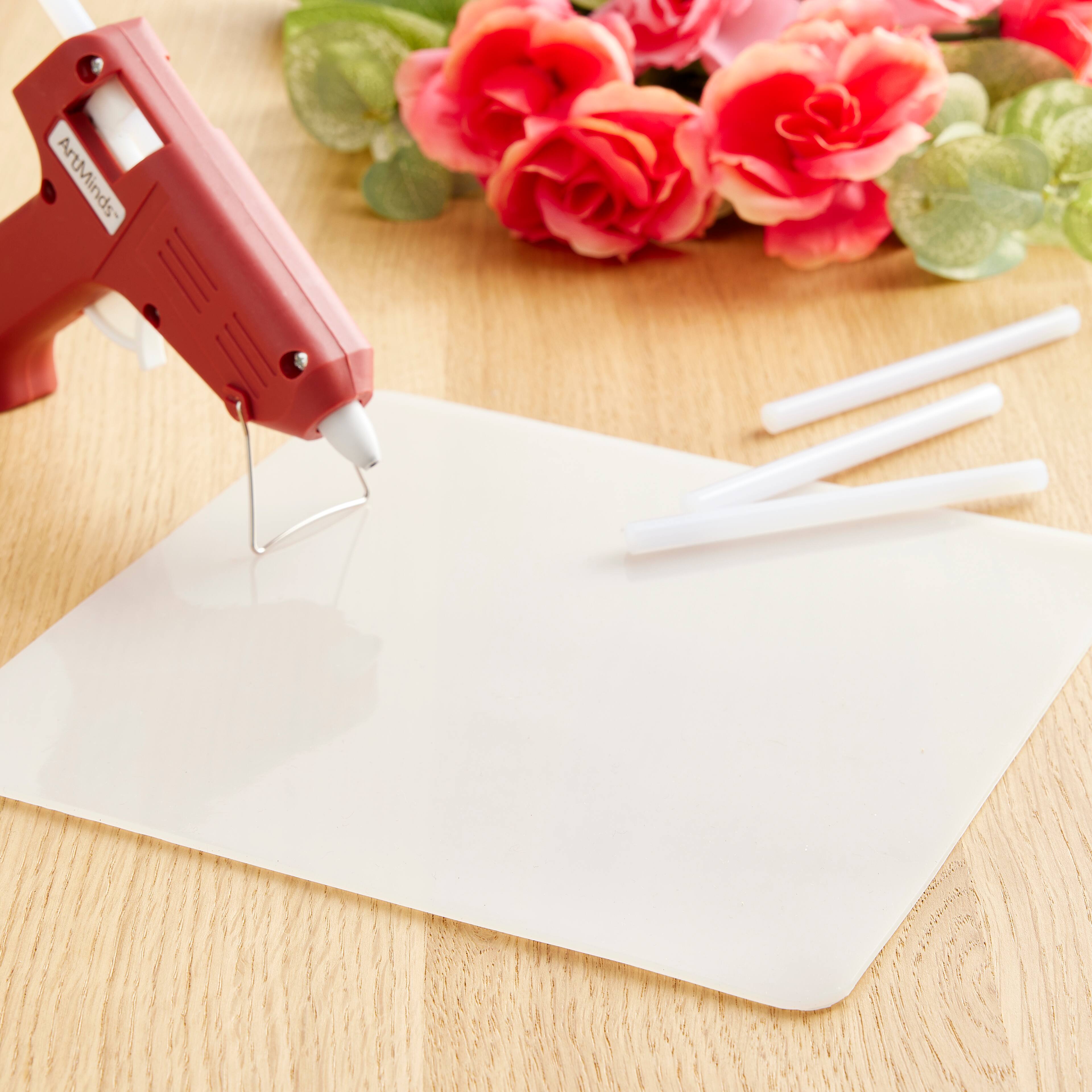 24 Pack: Non-Stick Glue Pad by Ashland®