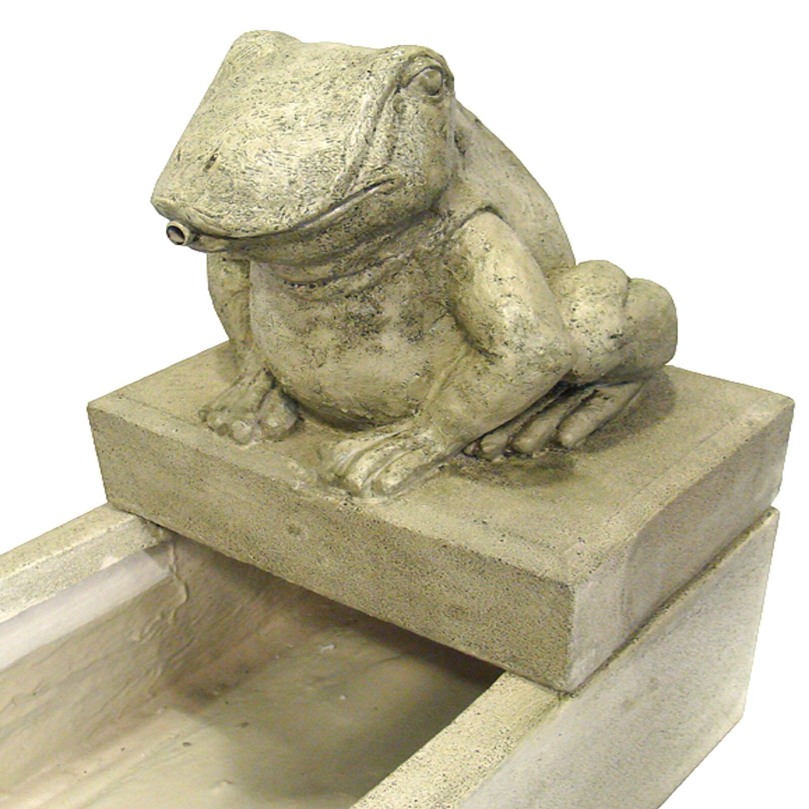 26" Light Green Frog Outdoor Garden Water Fountain