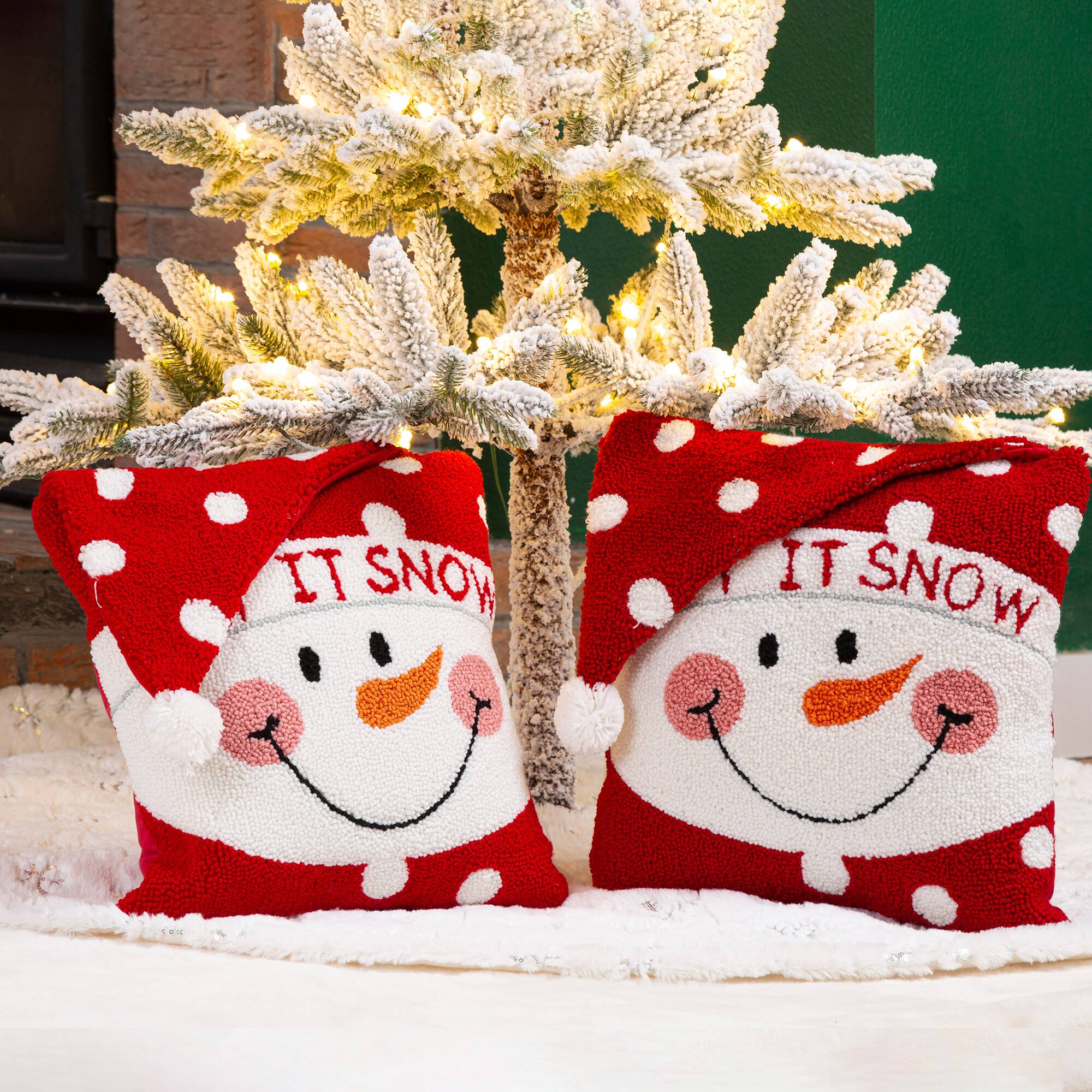 Glitzhome® Hooked 3D Snowman Pillow Set
