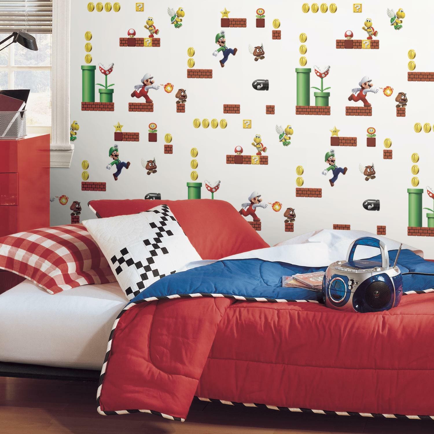 RoomMates Mario Peel & Stick Wallpaper
