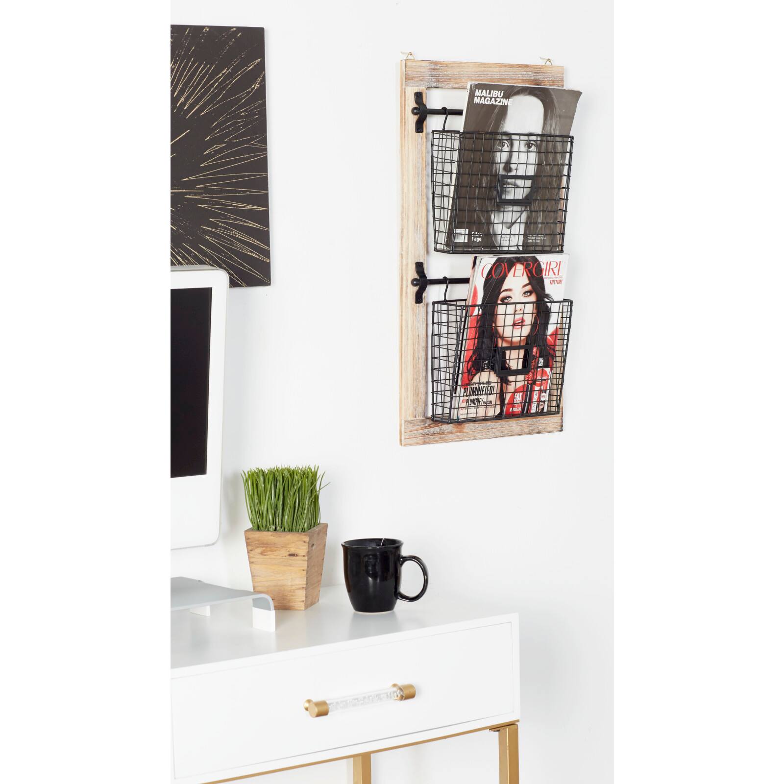 25" Black Metal Farmhouse Magazine Rack Holder