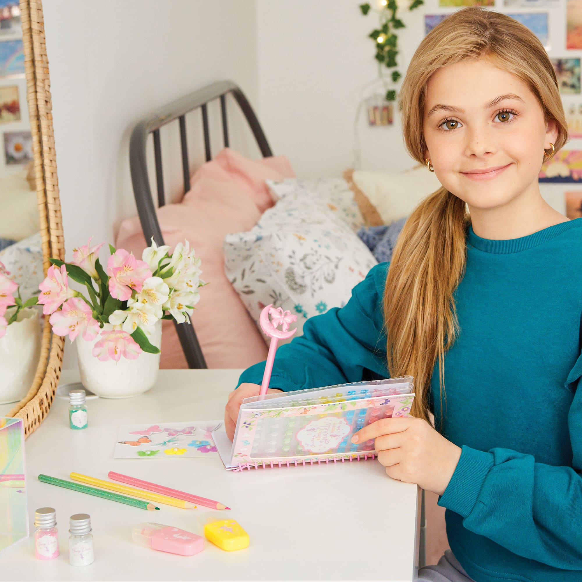 Make It Real™ 3C4G® Fairy Garden Novelty Sketching Set