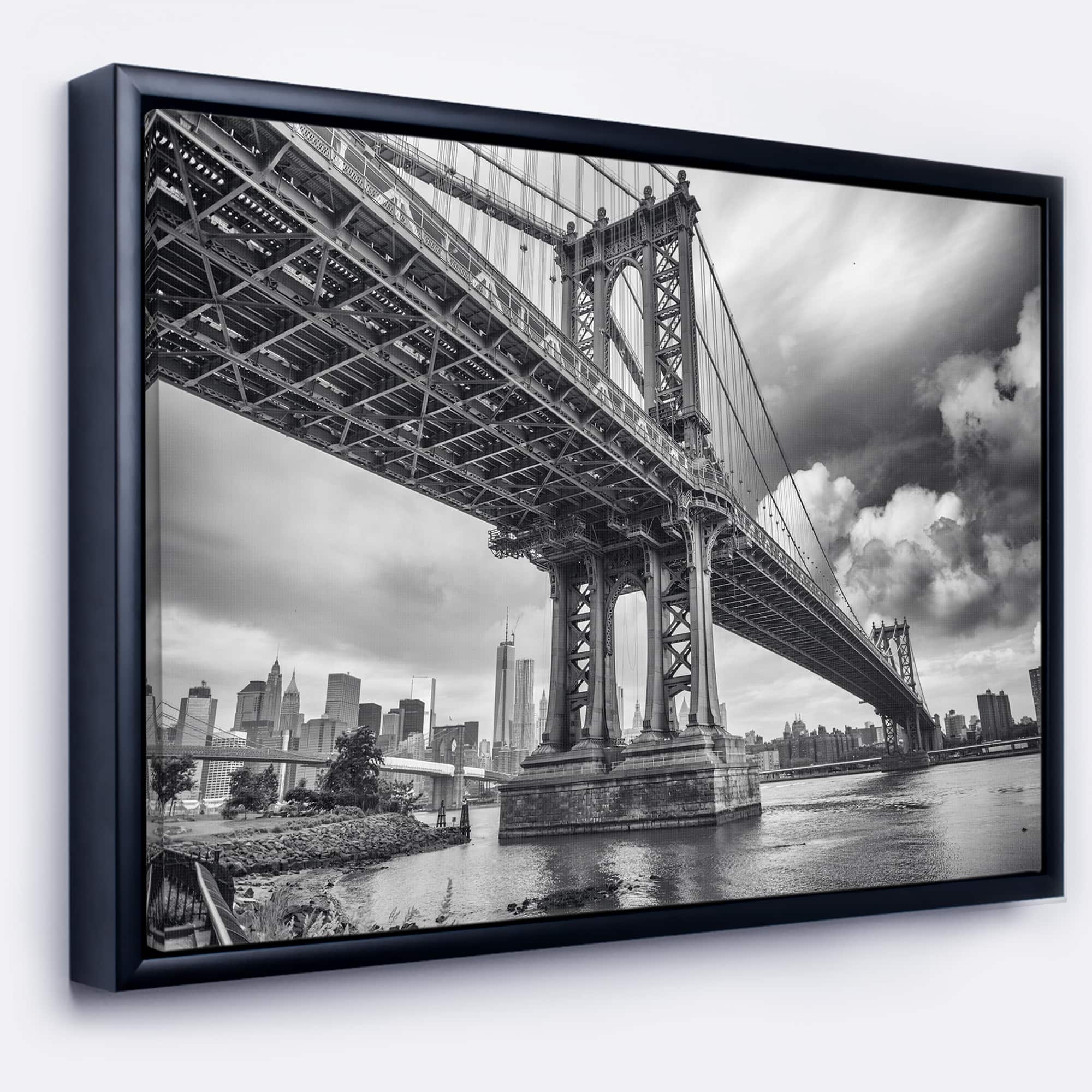 Designart - Manhattan Bridge in Gray Shade - Cityscape Photo Canvas Print in Black Frame