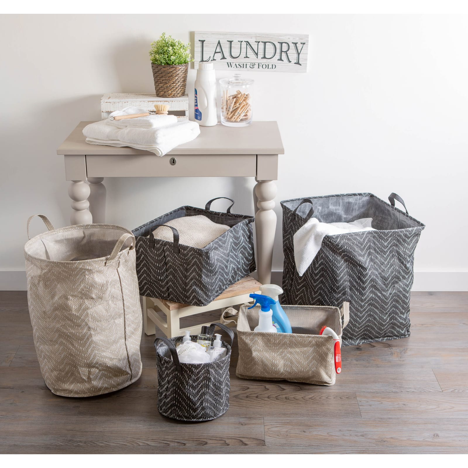 DII® Round Black & White Tribal Chevron PE-Coated Woven Paper Laundry Bin Set