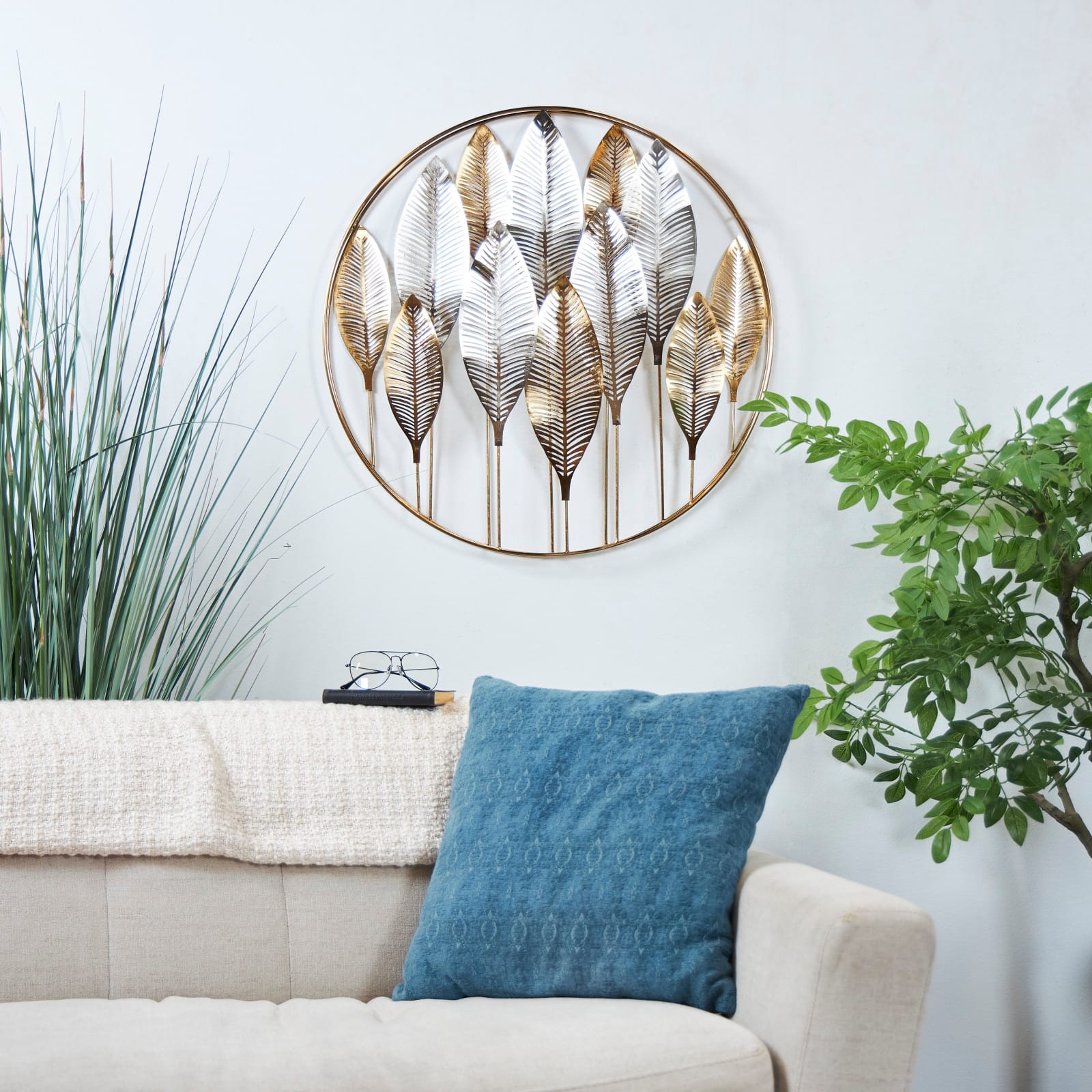 Gold Metal Leaf Wall Décor with Circular Frame and Silver Accents