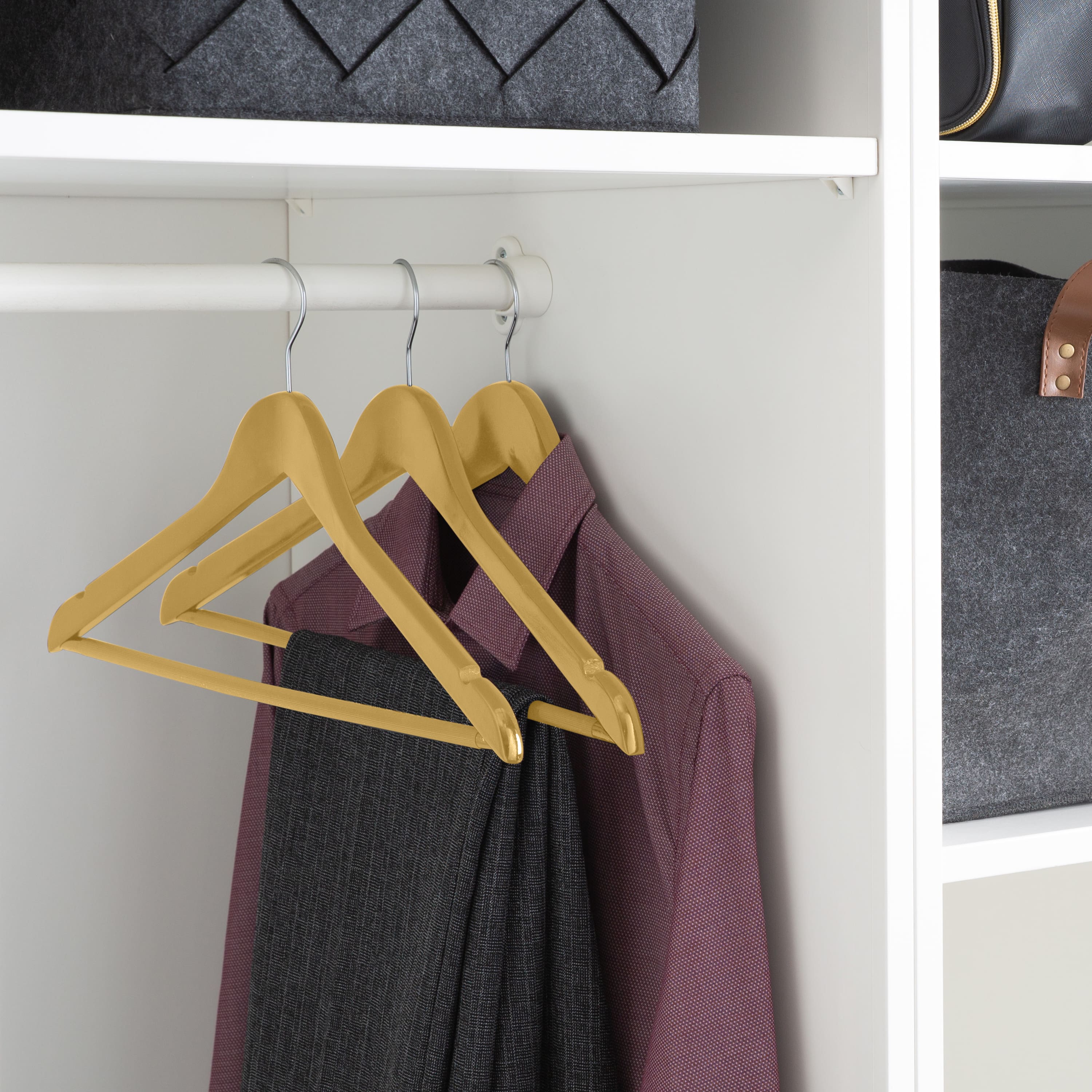 Simplify Roller Hangers, 3ct.