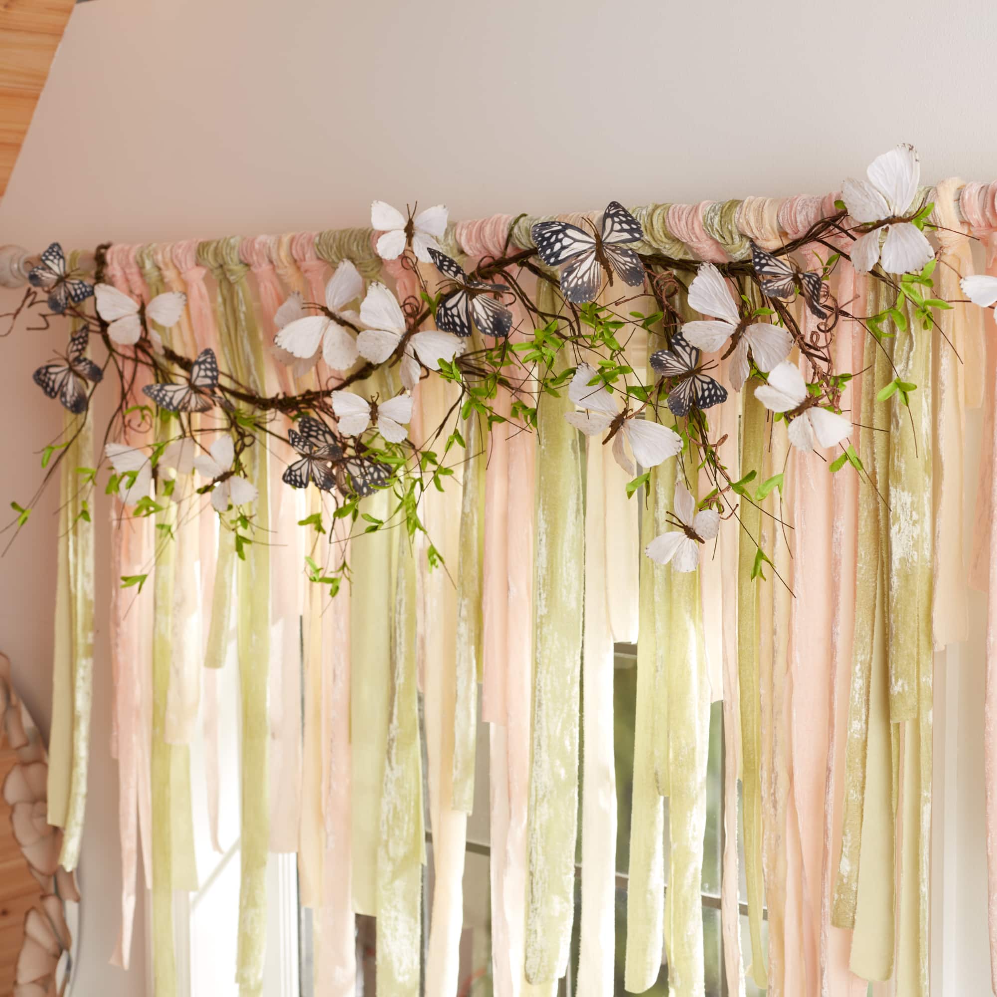 28" Butterfly Twig Sprays