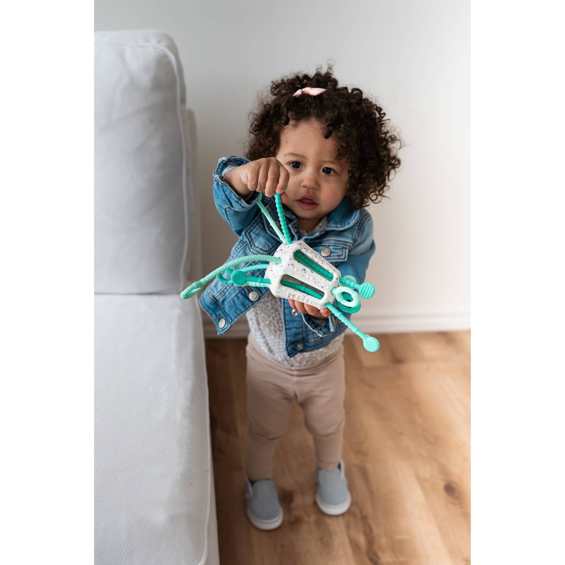 Mobi Mintee Zippee Activity Toy
