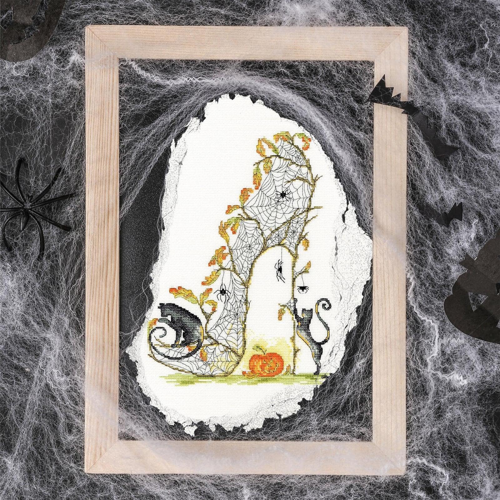Bothy Threads Gossamer Slipper Counted Cross Stitch Kit