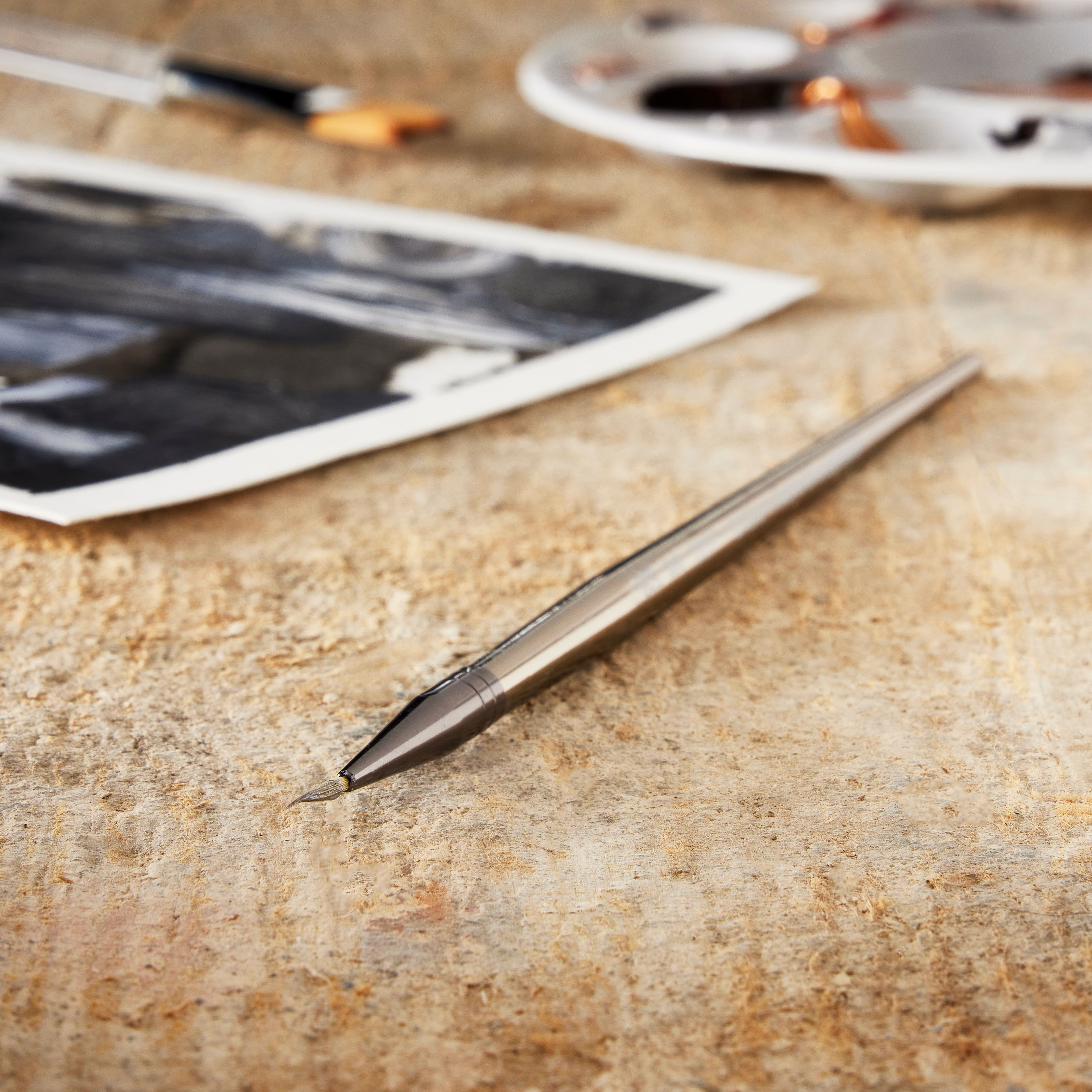 Pinceau très fin à manche court Série 93 de Zen