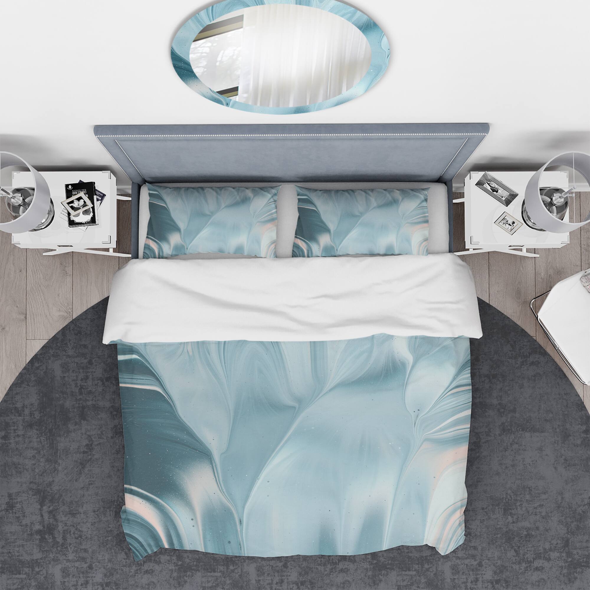 Designart 'Blue Modern Water I' Geometric Bedding Set