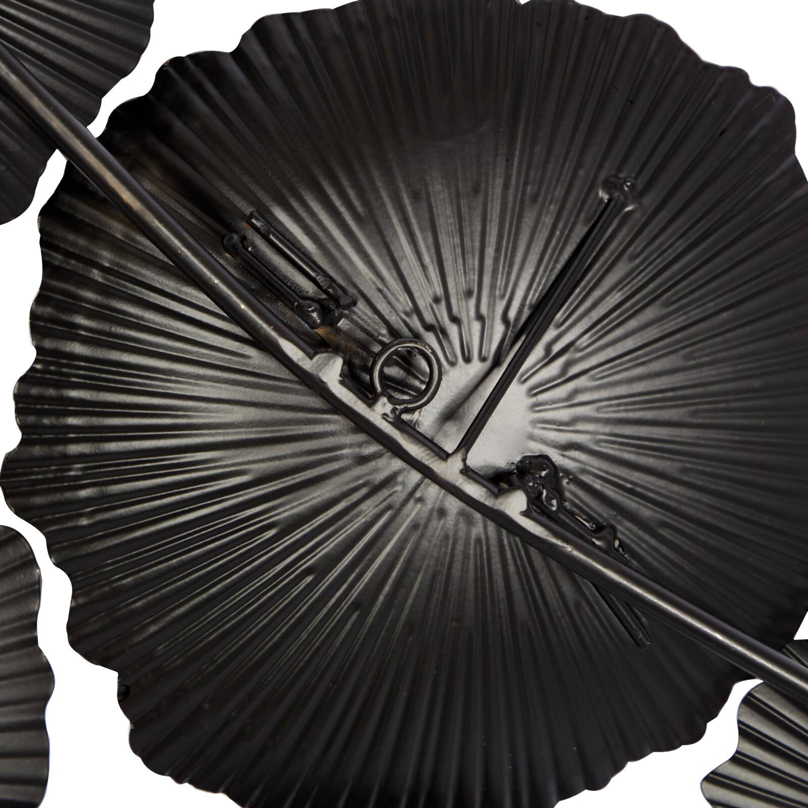 CosmoLiving by Cosmopolitan Black Metal Wall Décor
