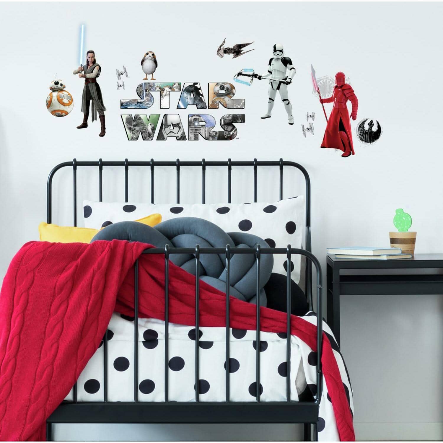 RoomMates Star Wars The Last Jedi Peel & Stick Wall Decals