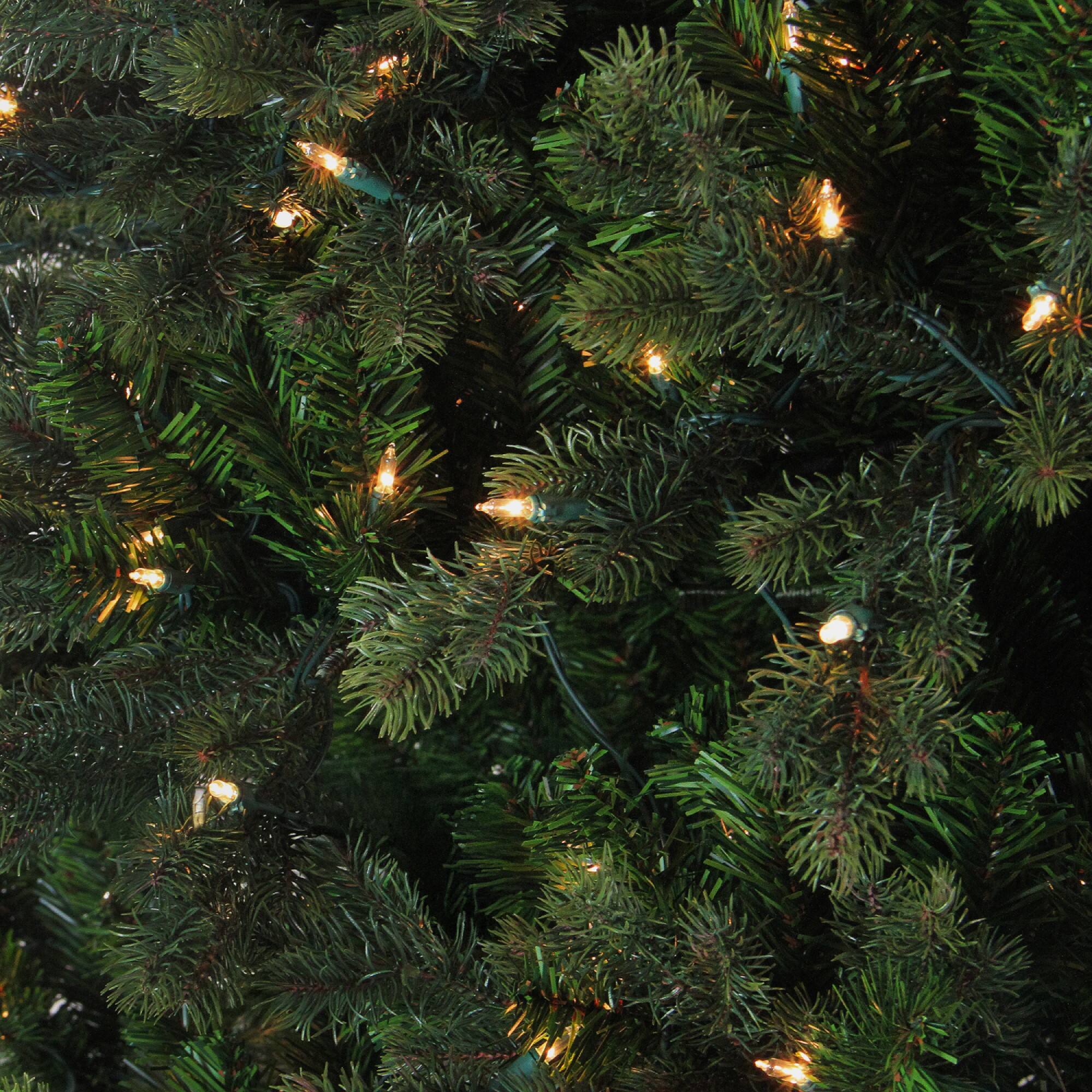 Northlight 7.5ft. Pre-Lit Savannah Spruce Medium Artificial Christmas Tree, Clear Lights