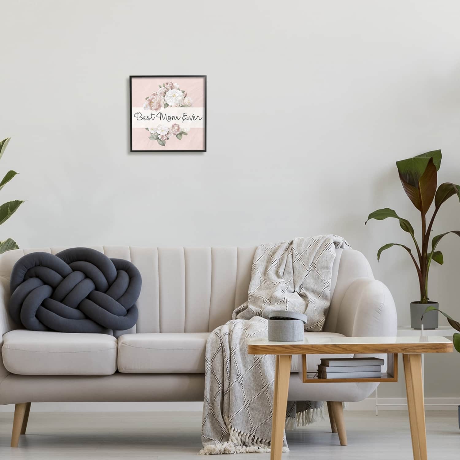 Stupell Industries Best Mom Ever Delicate Flower Bouquet Text Quote Framed Giclee Art