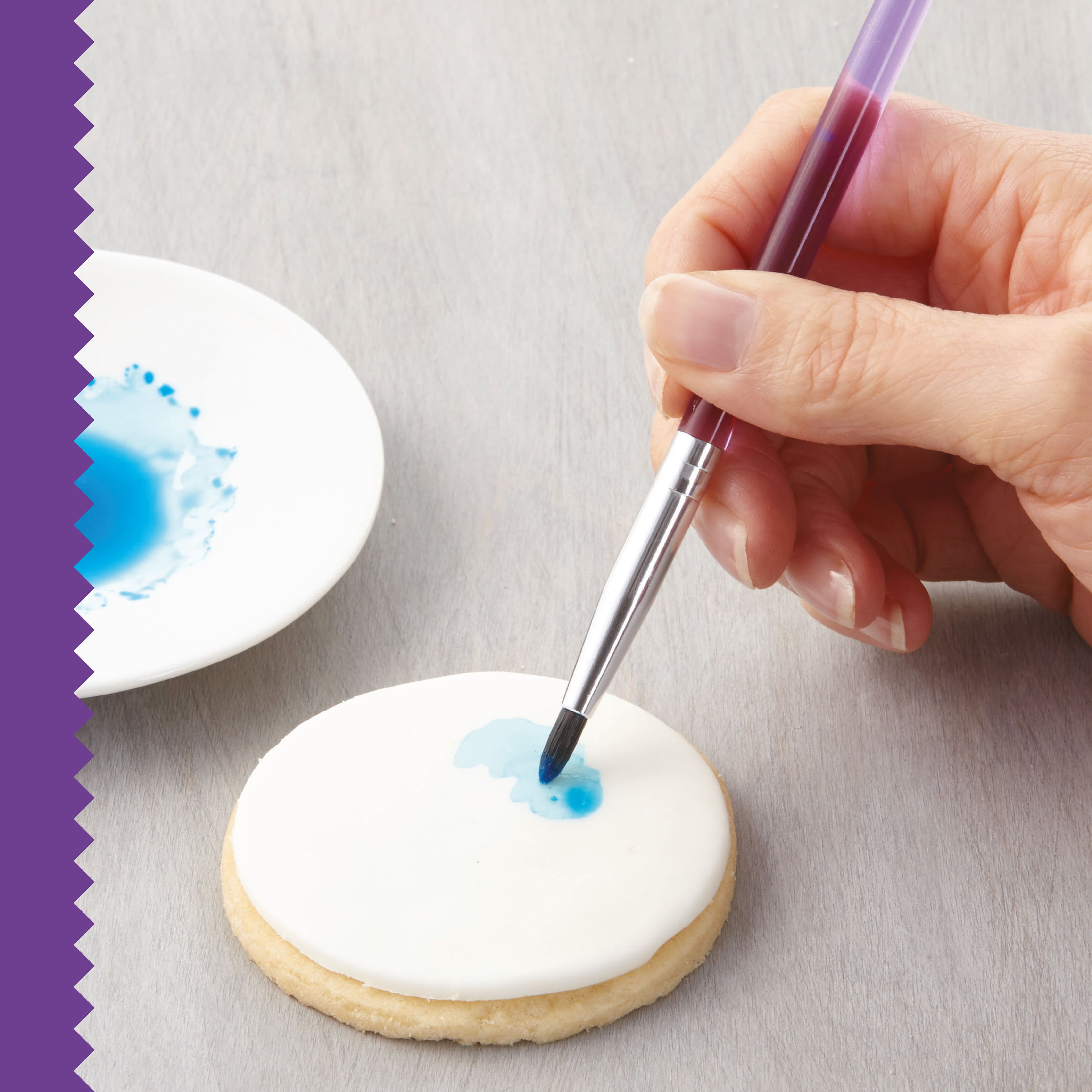 Wilton™ 5-Piece Cake Decorating Brush Set