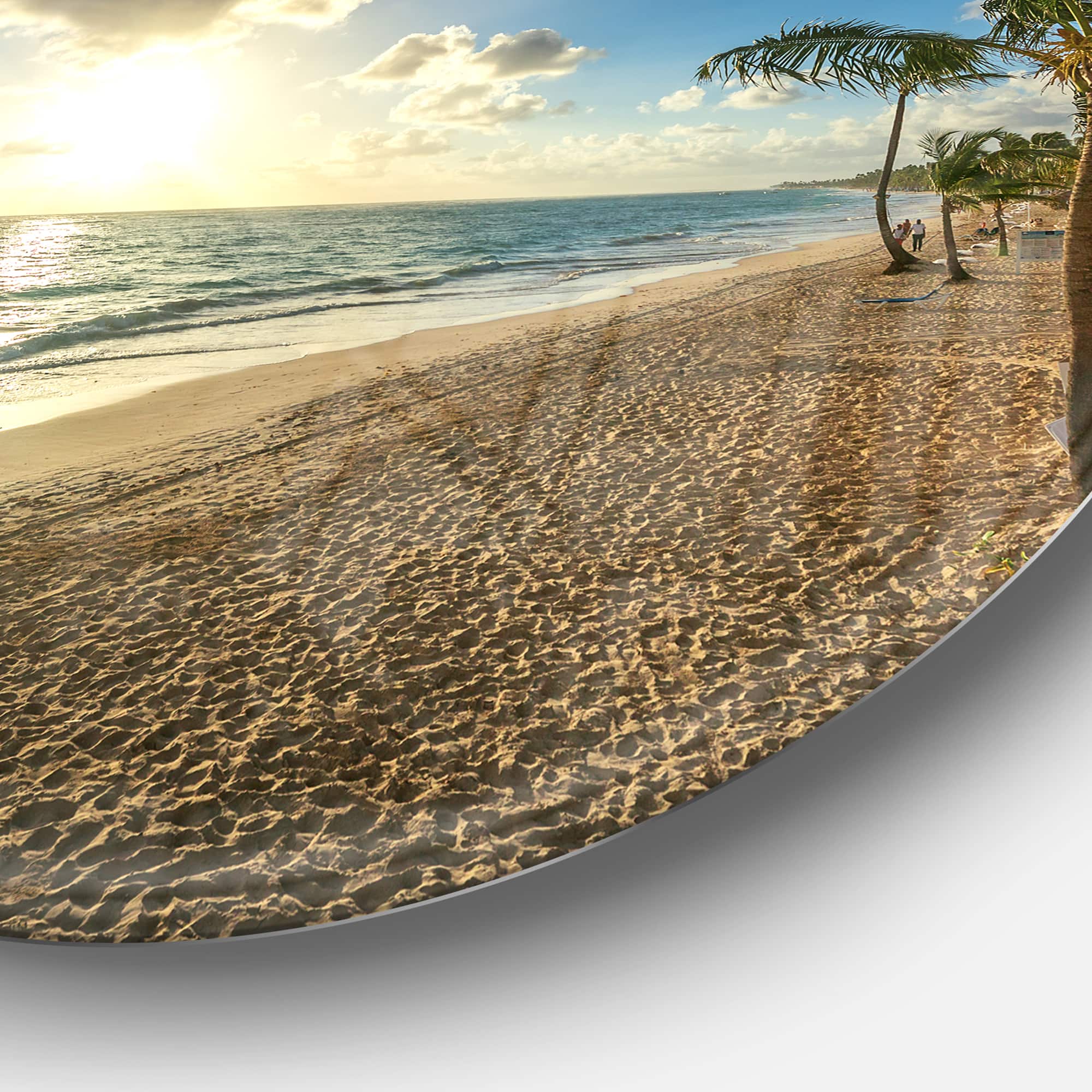 Designart - Beautiful Caribbean Vacation Beach' Disc Large Beach Large Metal Circle Wall Art