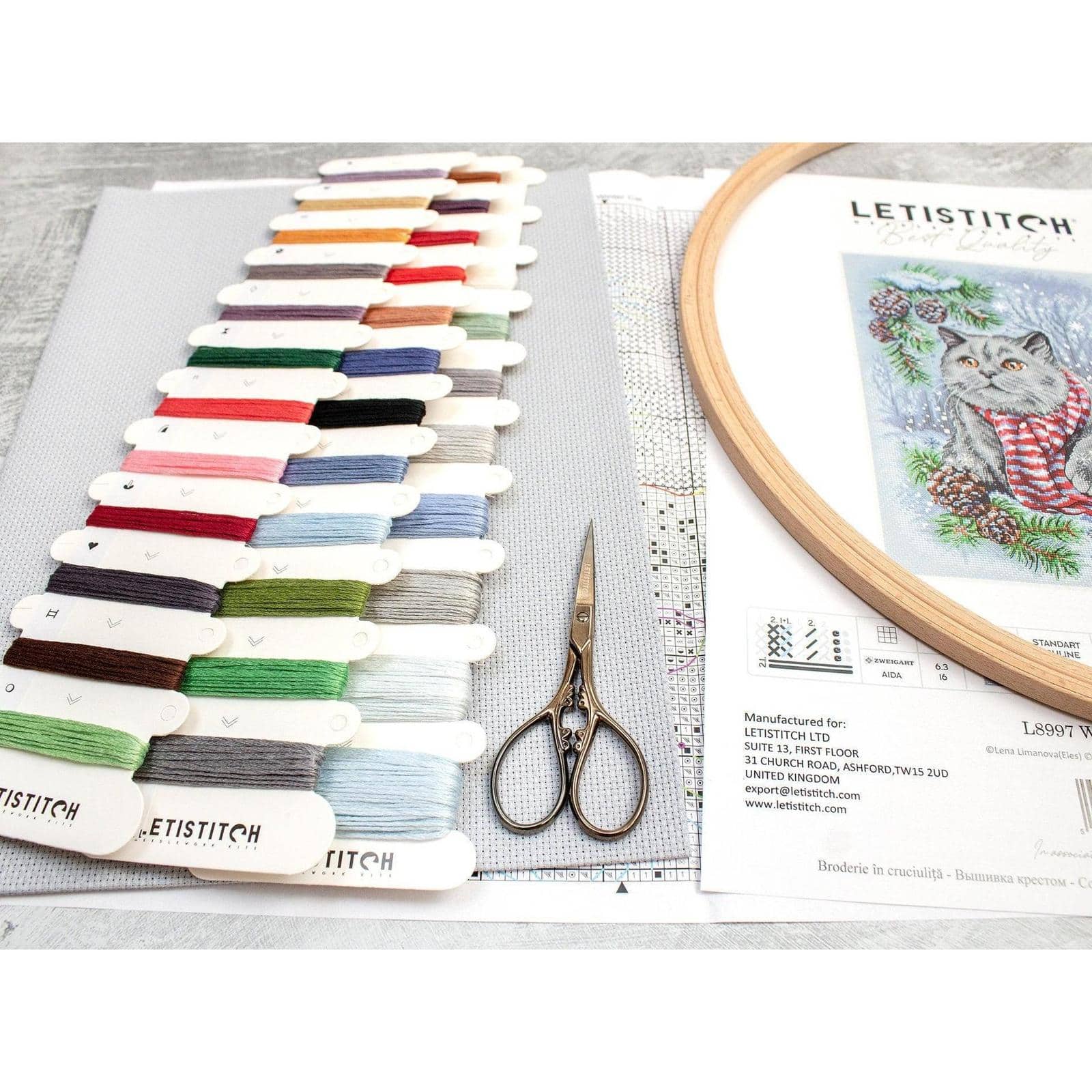LetiStitch Winter Cat Counted Cross Stitch Kit