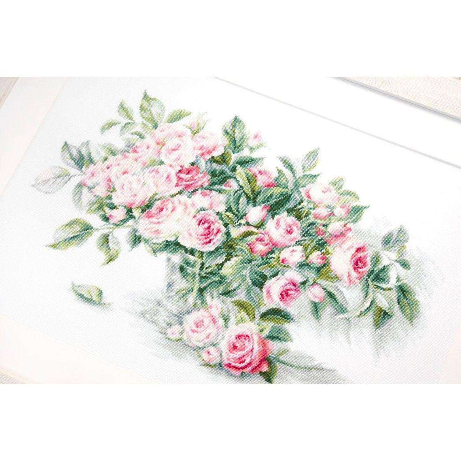 Luca-s Bouquet Of Pink Roses Counted Cross Stitch Kit