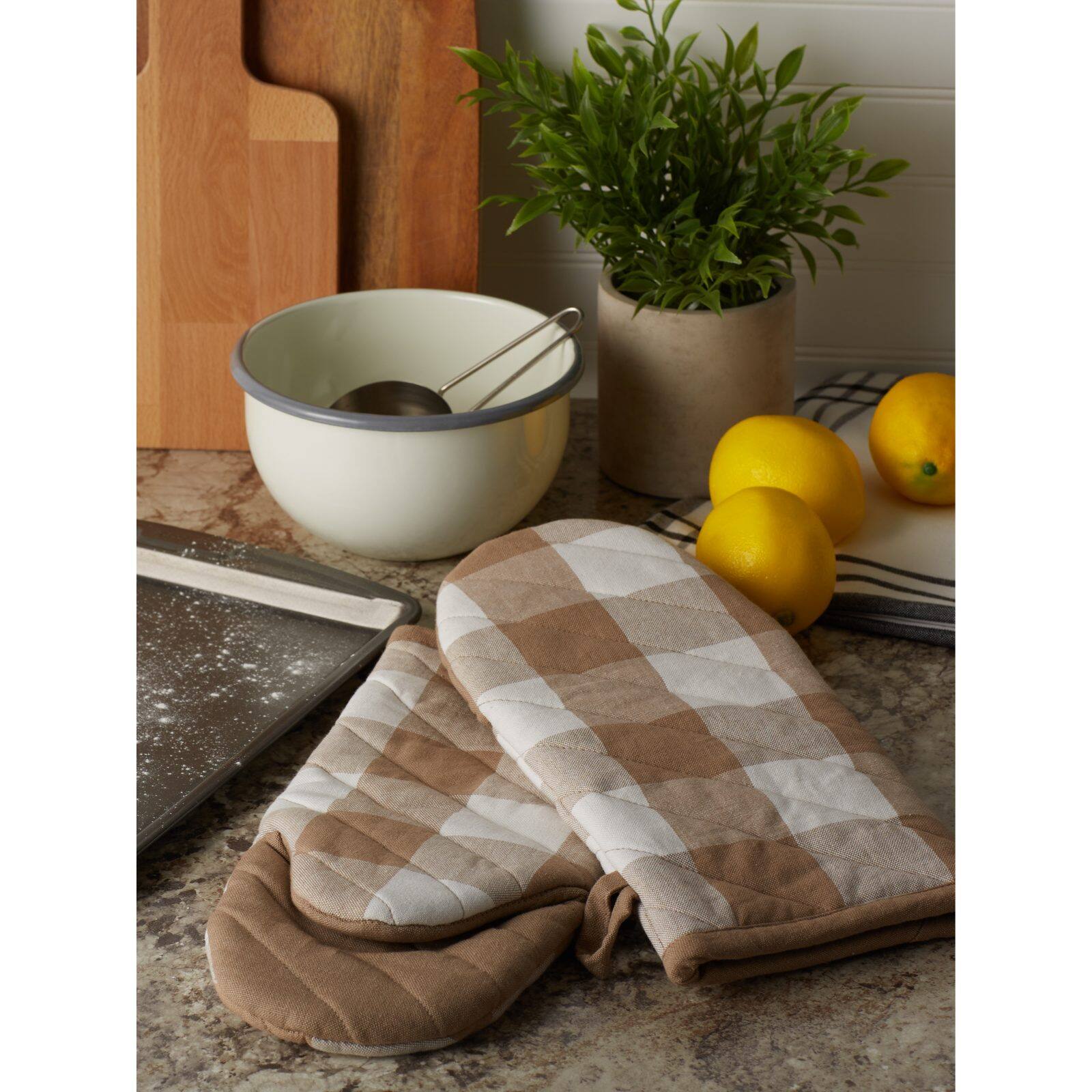 DII® Buffalo Check Oven Mitts