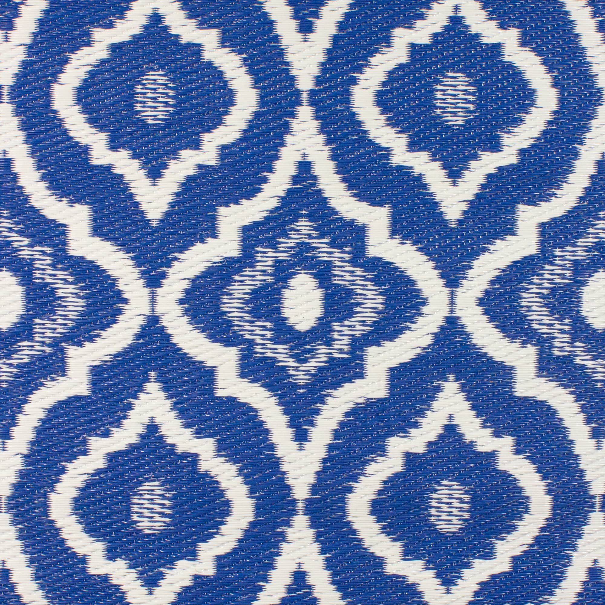 Blue & White Geometric Rectangular Outdoor Area Rug, 4ft. x 6ft.
