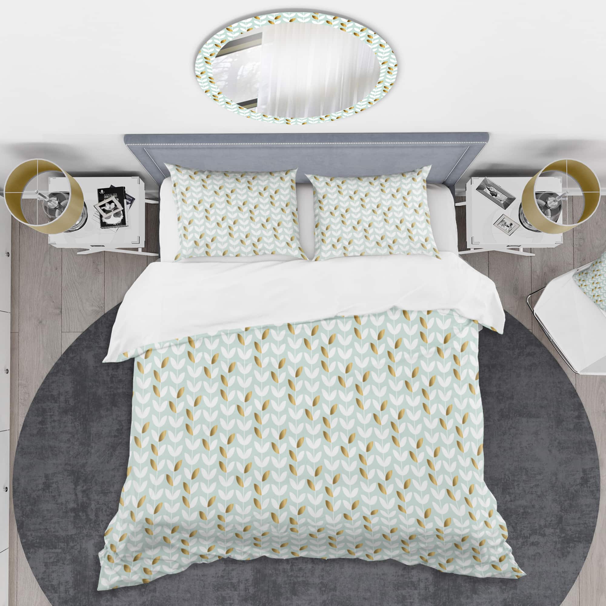 Designart 'Golden Foliage X' Mid-Century Duvet Cover Set
