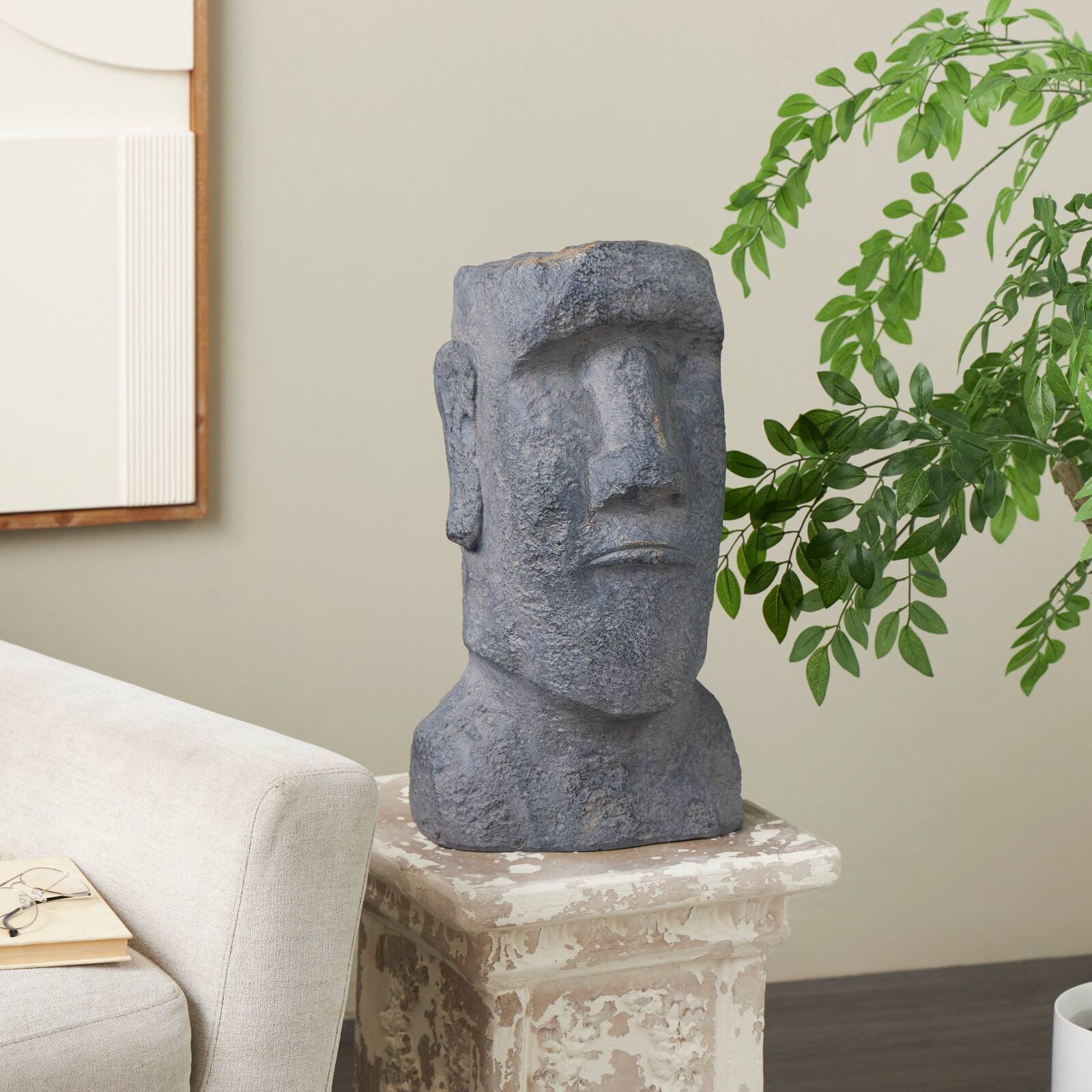Distressed Island Head Planter