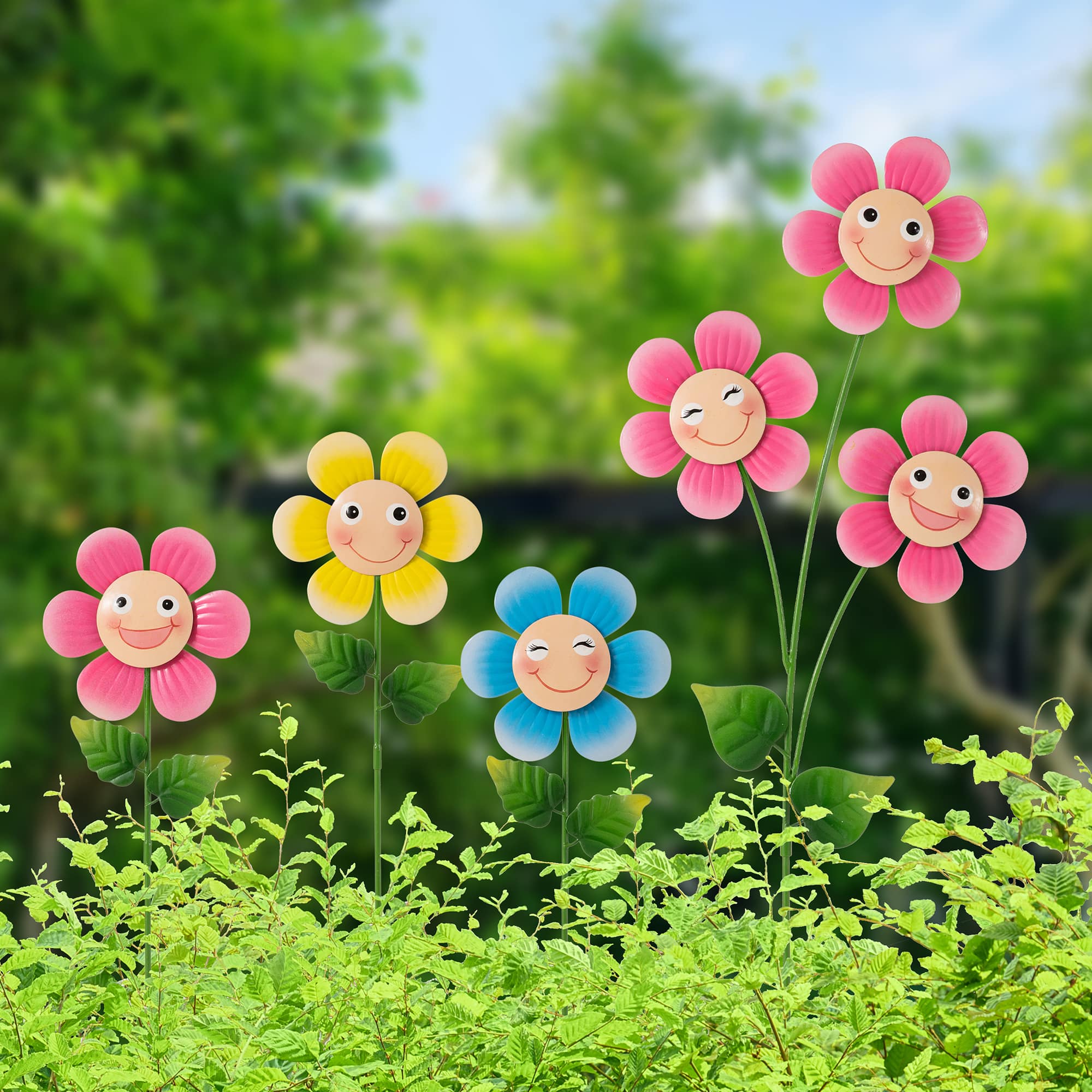 Glitzhome® 18" 2-in-1 Set of 3 Painted Metal Happy Face Flower Garden Picks & Wall Decor