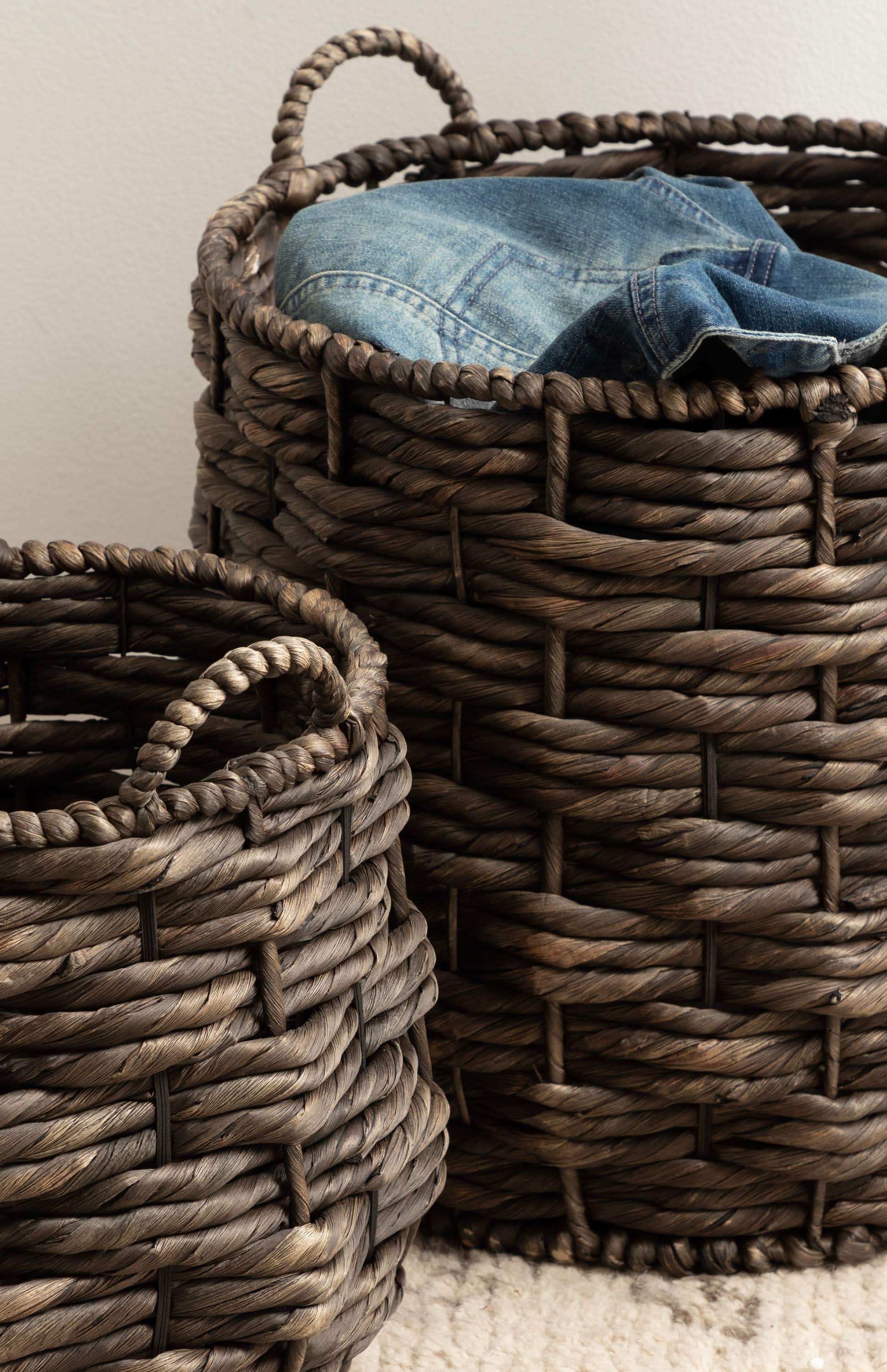 Kate and Laurel Livia Round Woven Basket Set