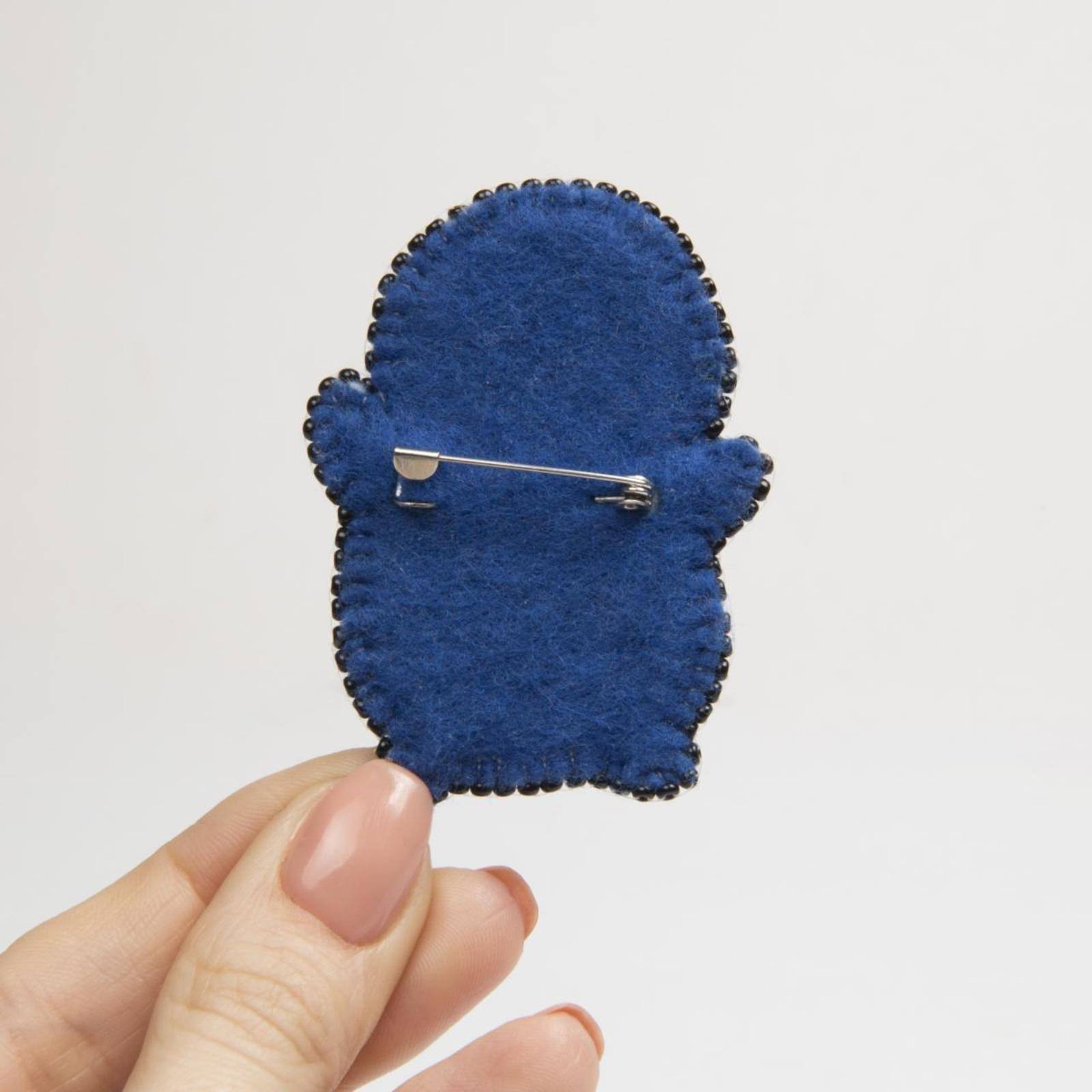 Crystal Art Beadwork Penguin Brooch Kit
