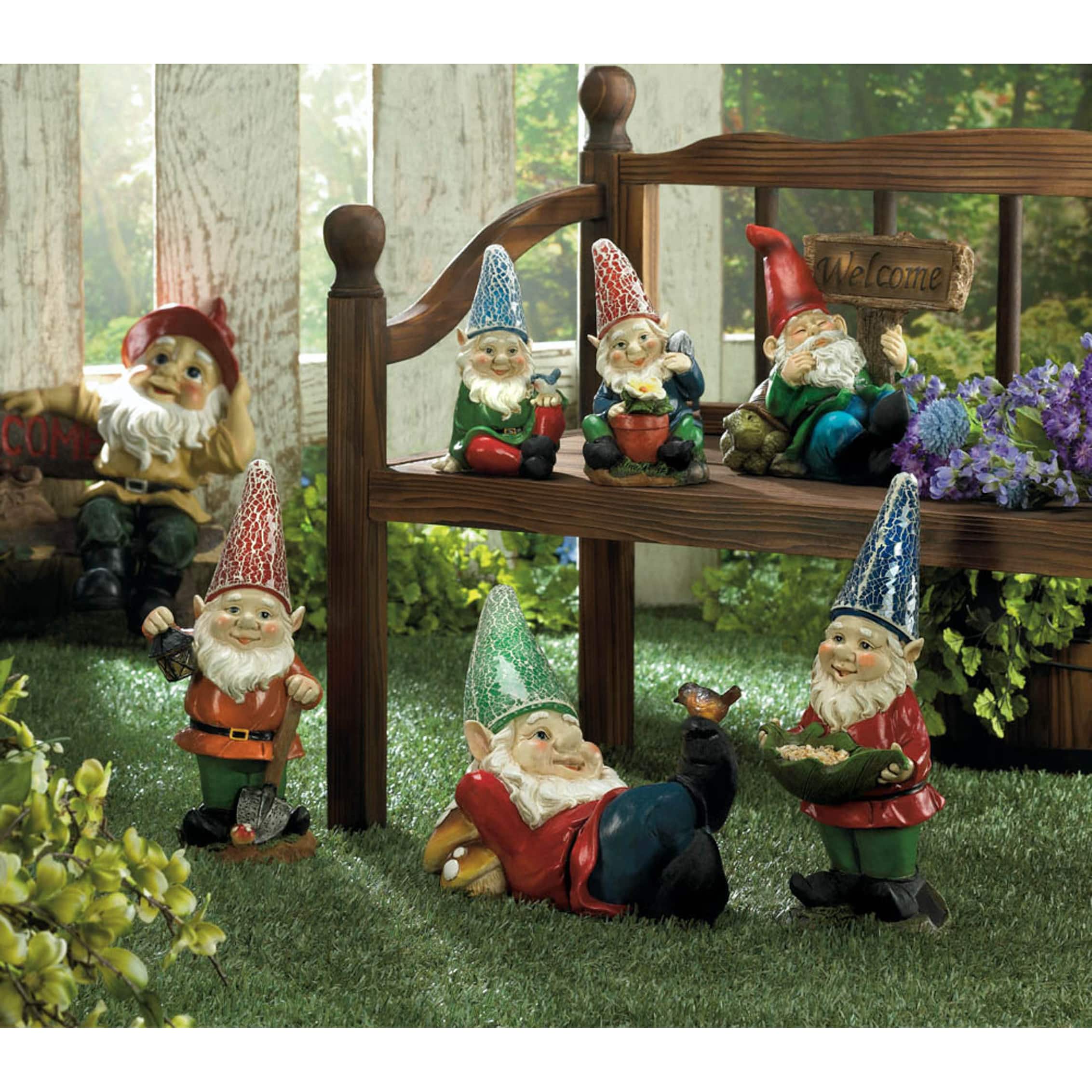 11" Lazy Gnome Solar Statue