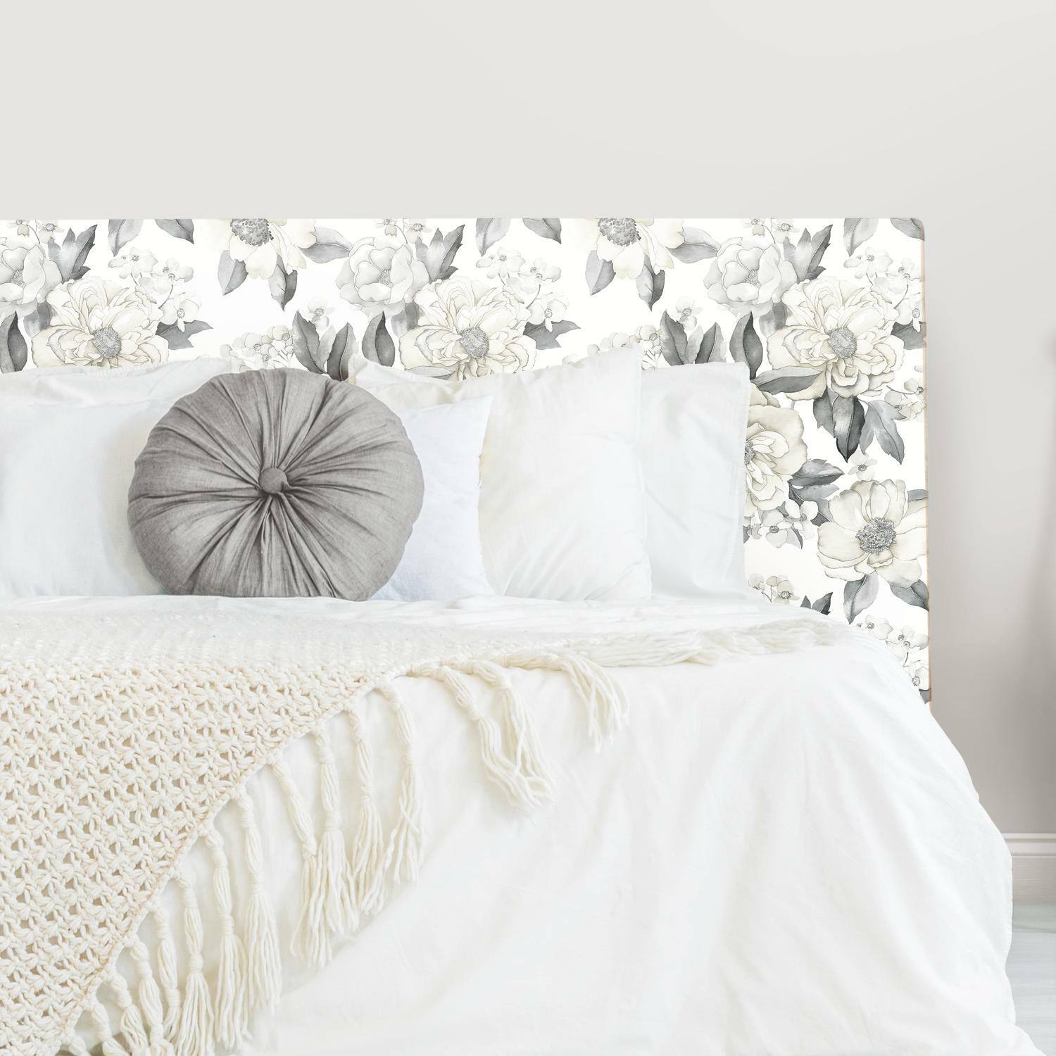 RoomMates Watercolor Floral Bouquet Peel & Stick Wallpaper