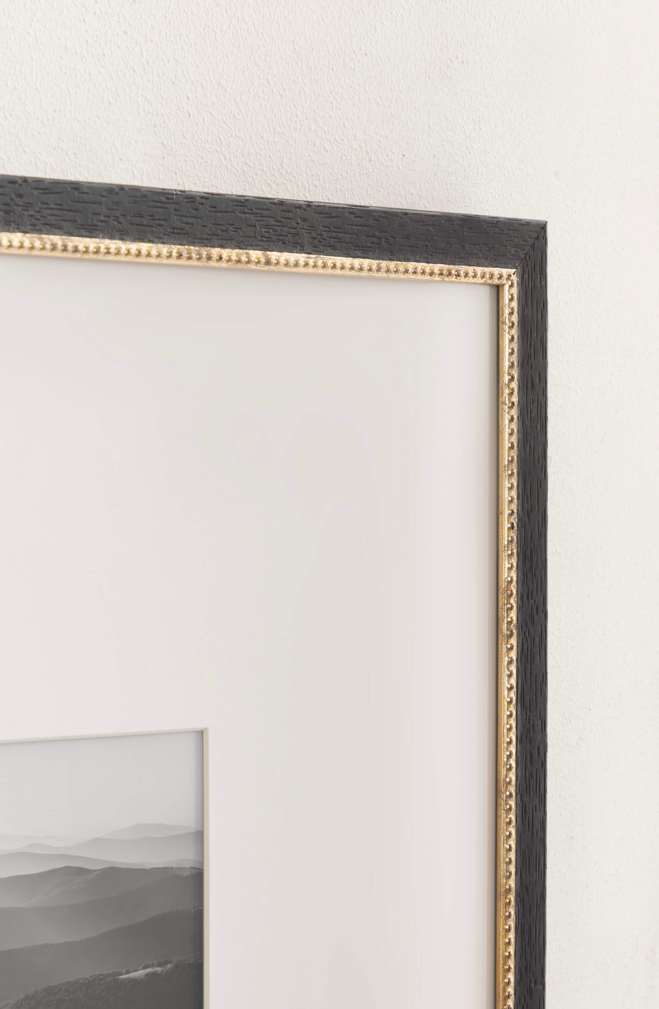 Kate and Laurel Black & Gold Wilbanks Picture Frames with Mat