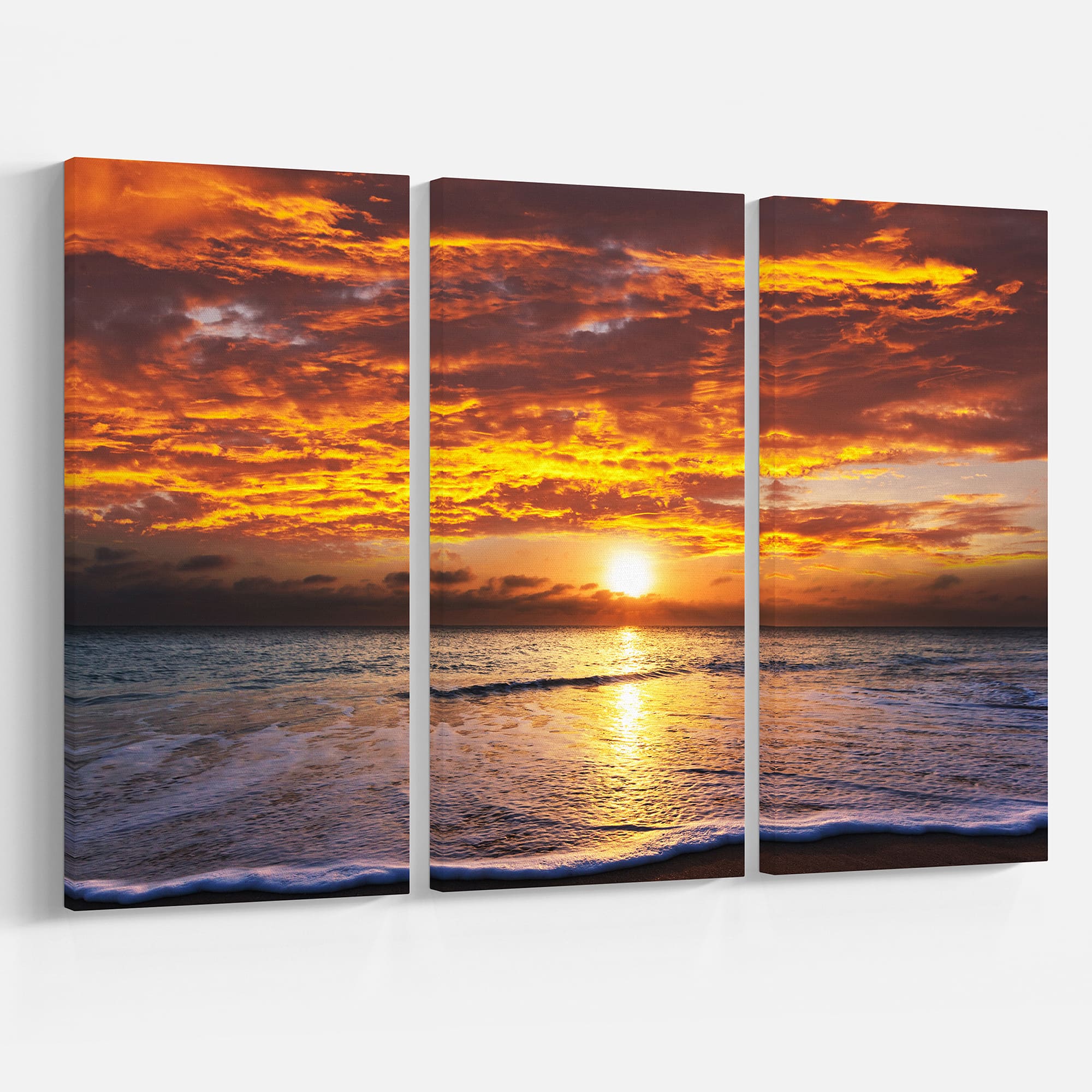 Designart - Yellow Sunset above Foaming Waves - Modern Beach Canvas Art Print