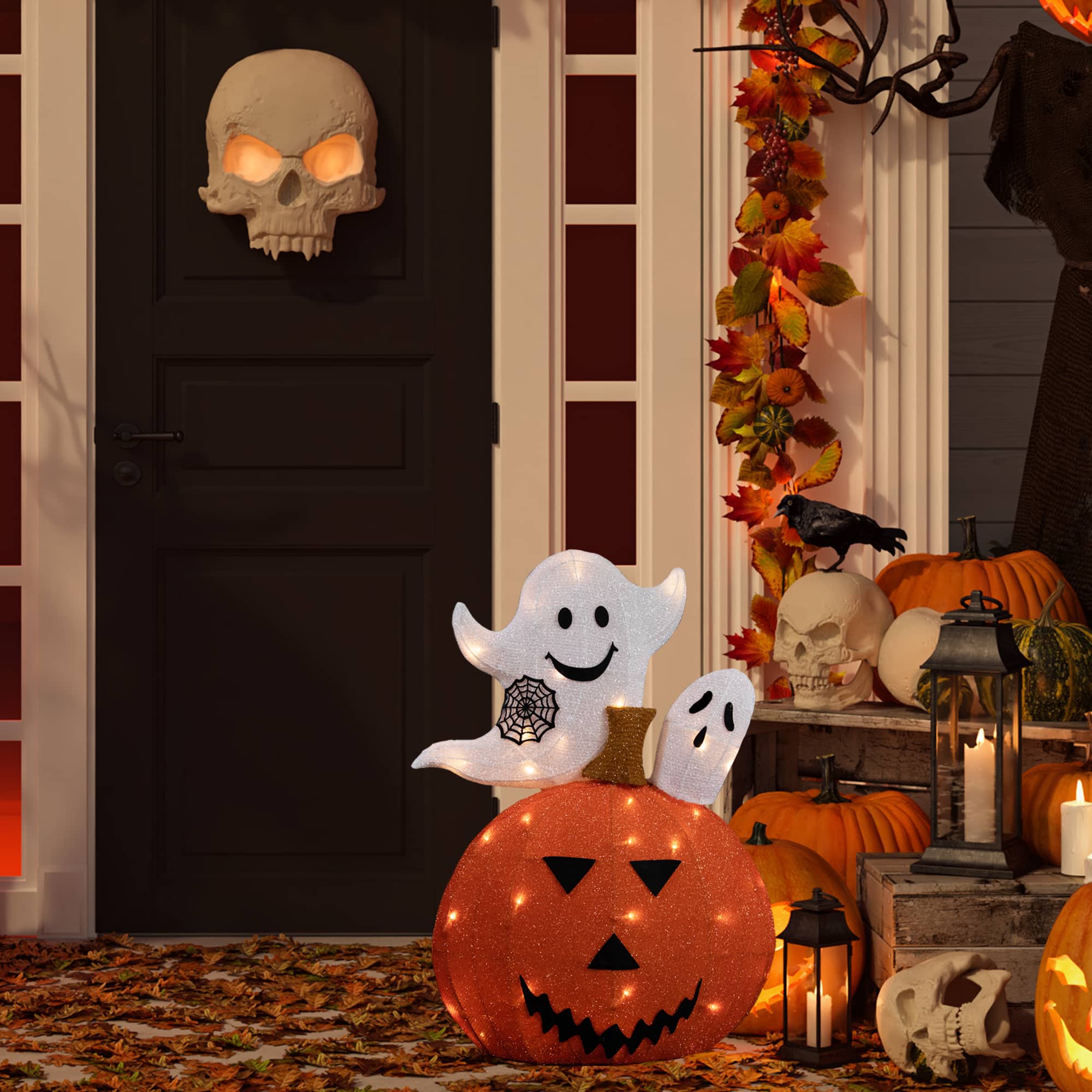 28" LED Lighted Jack-O-Lantern & Ghosts Halloween Decoration