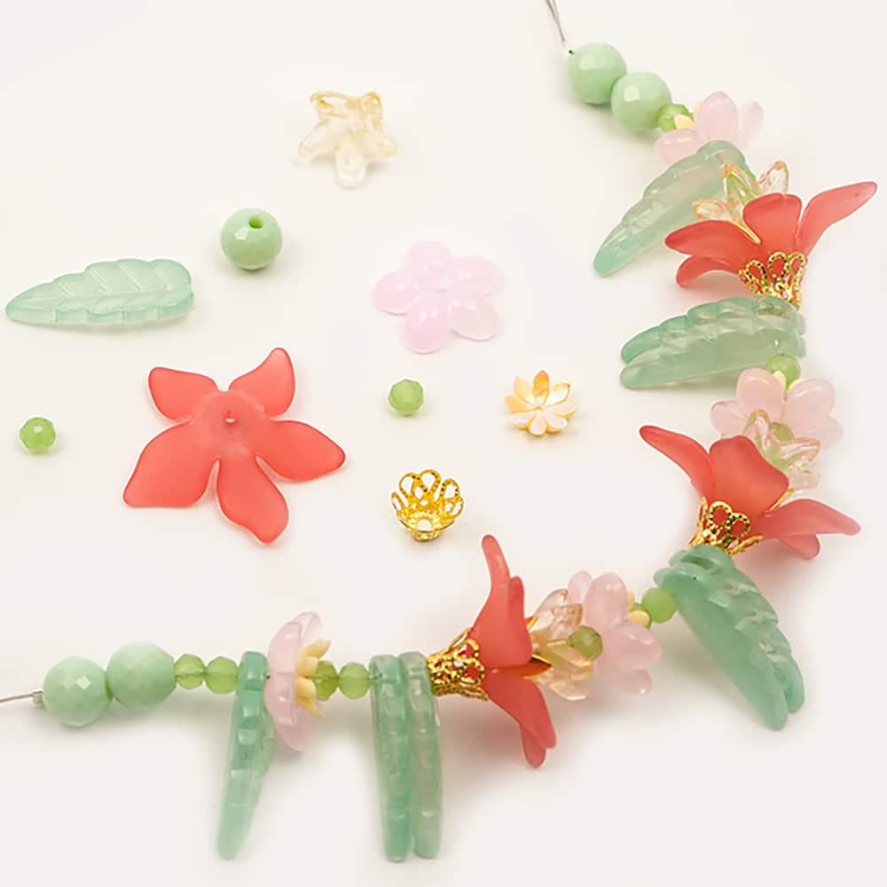 Jesse James Beads Floral Glass Beads