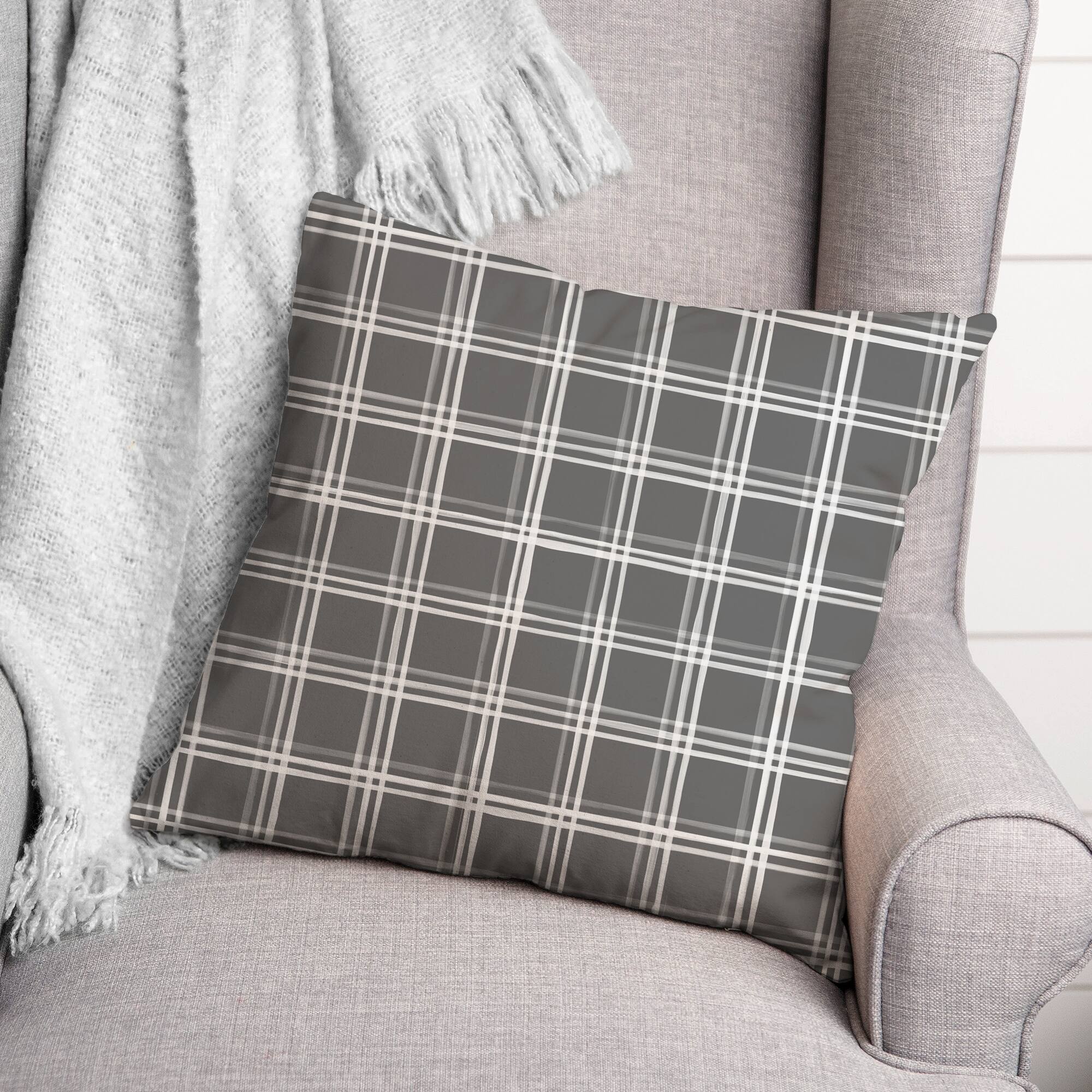 18" Plaid Indoor/Outdoor Pillow