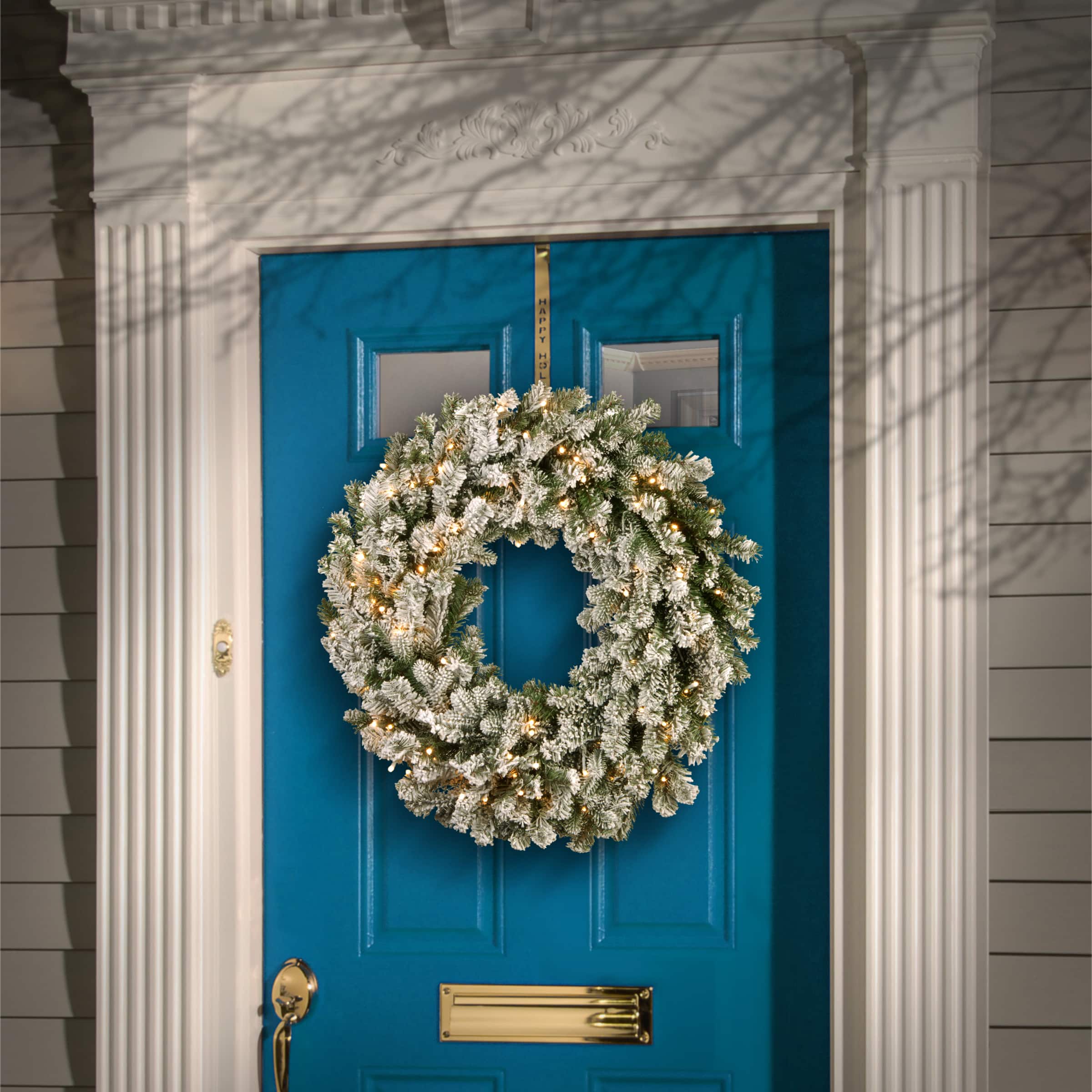 24" LED Snowy Sheffield Spruce Wreath