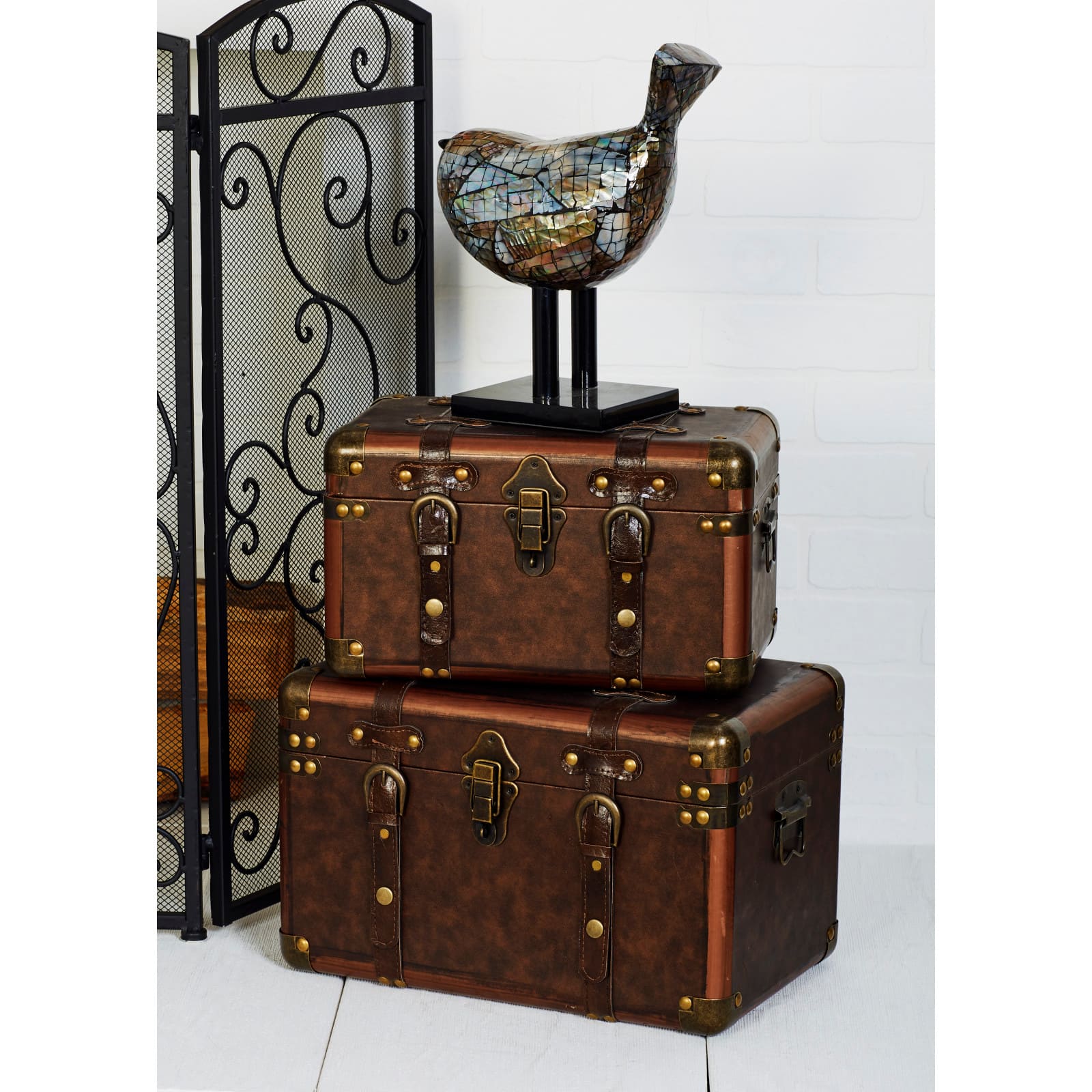 Set of 3" Brown Leather Traditional Trunk, 18", 16", 13"