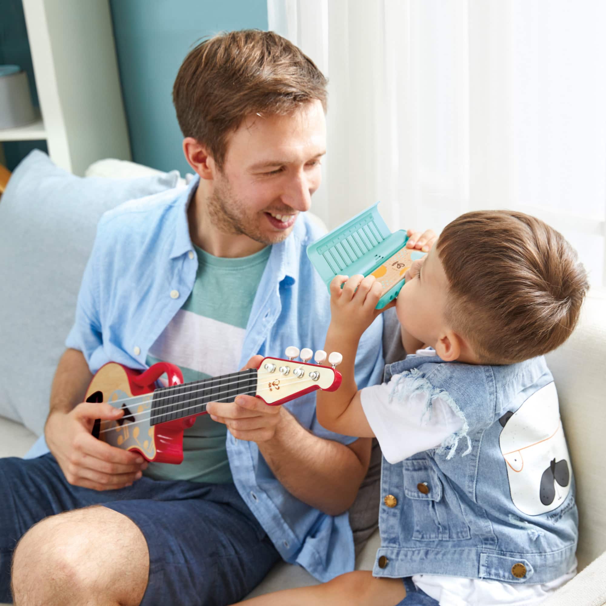 Hape Learn with Lights Teal Harmonica