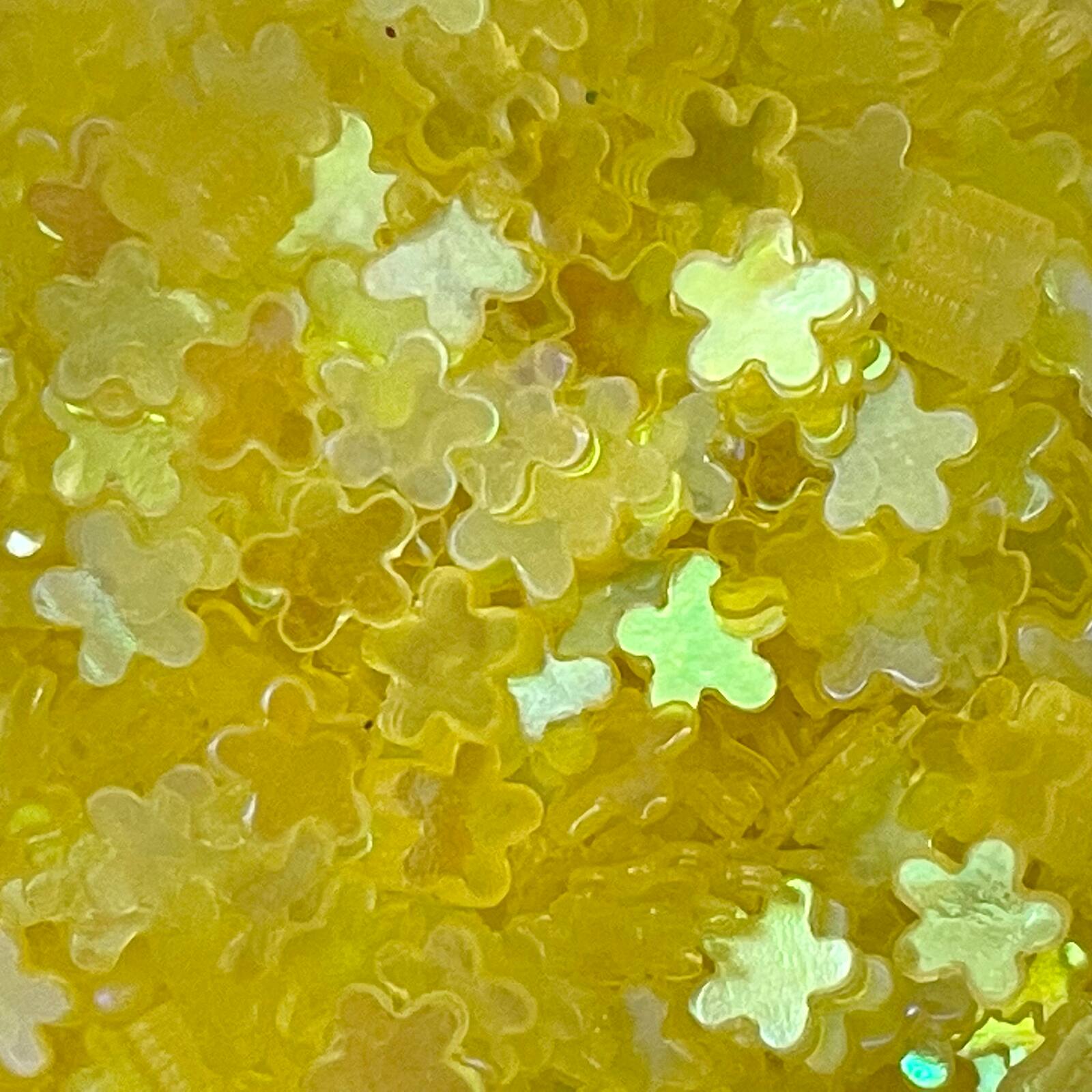 12 Pack: Yellow Daisy Chunky Glitter by Recollections™