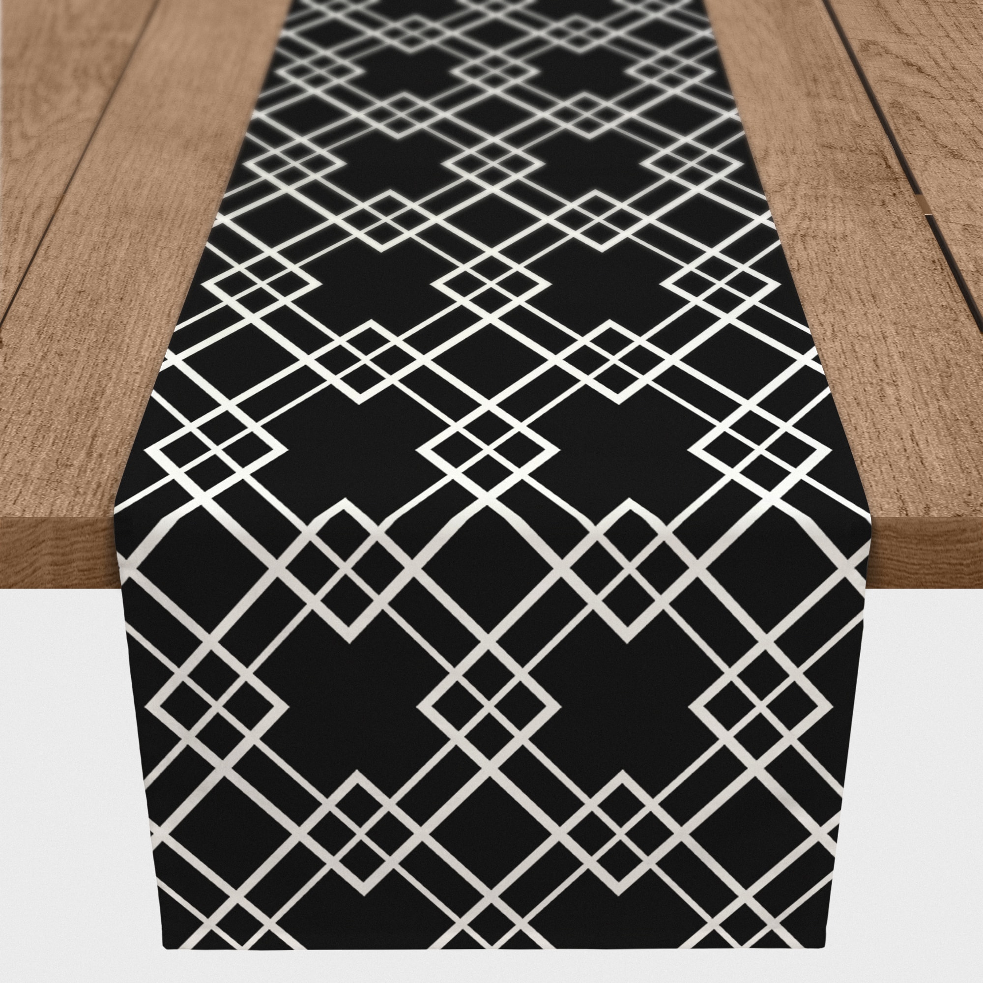 Diamond Lines Indoor/Outdoor Table Runner