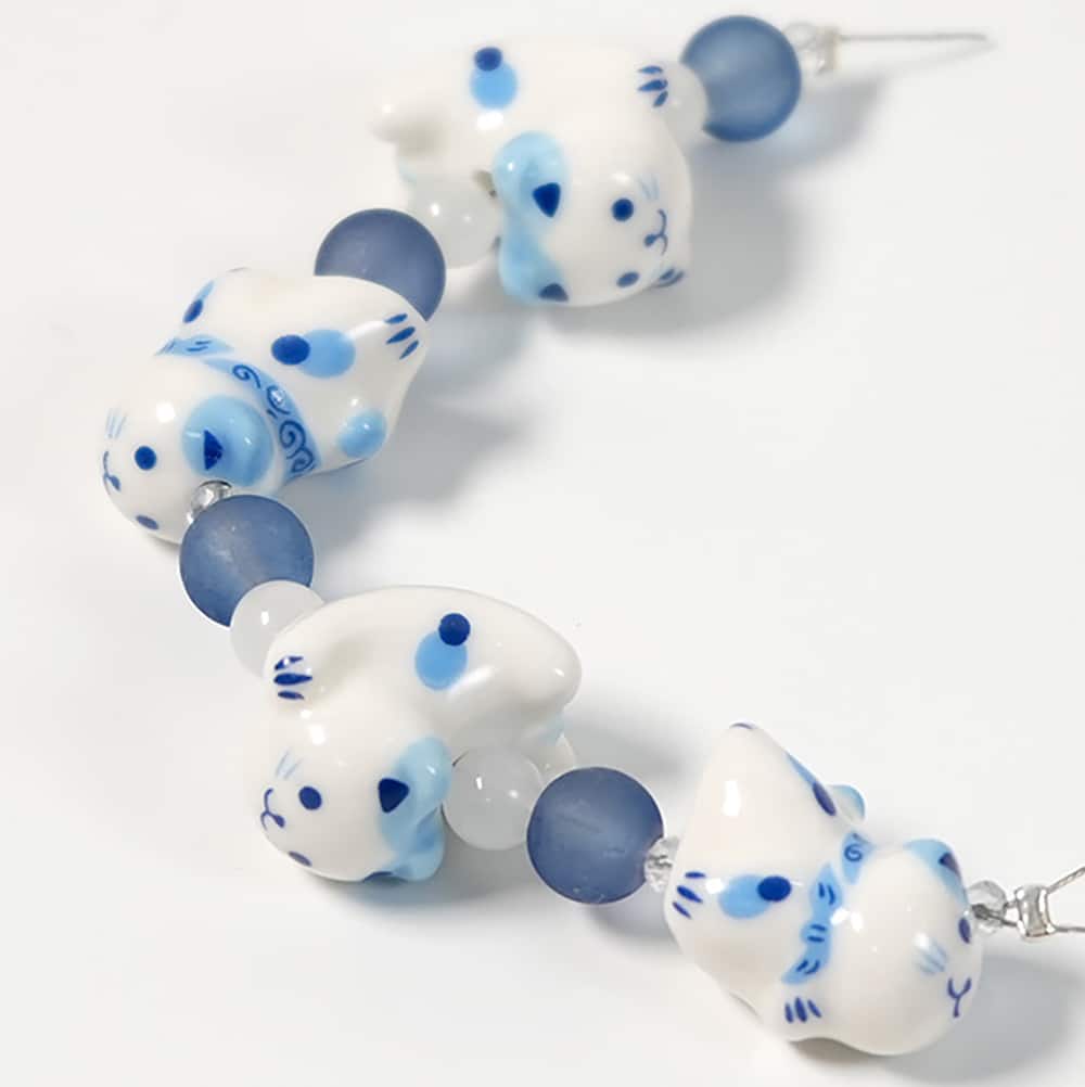 Jesse James Beads 15mm Blue & White Ceramic Cat Beads