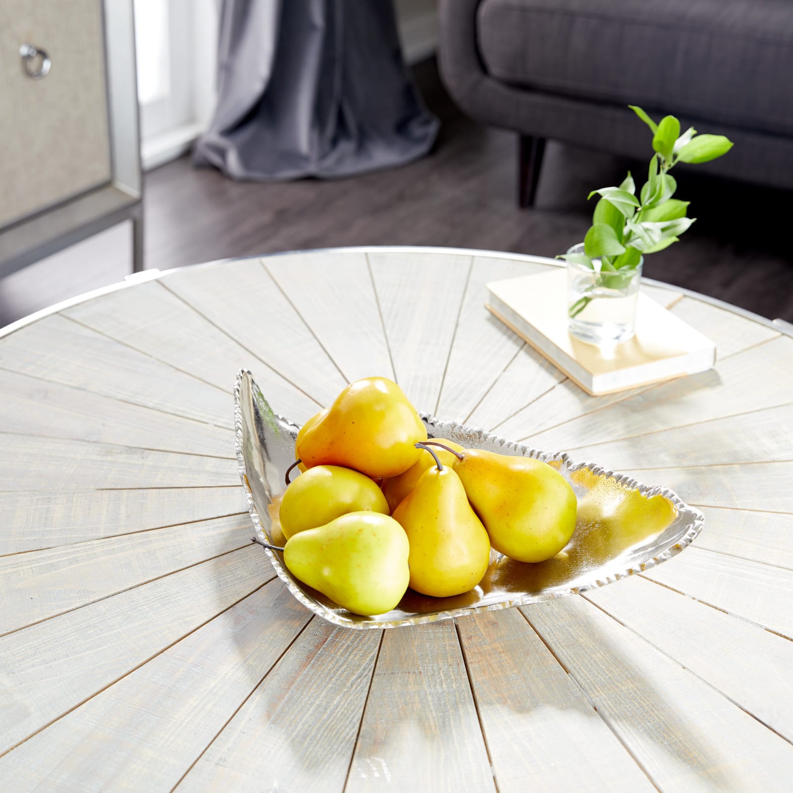 CosmoLiving by Cosmopolitan 16" Silver Aluminum Contemporary Tray
